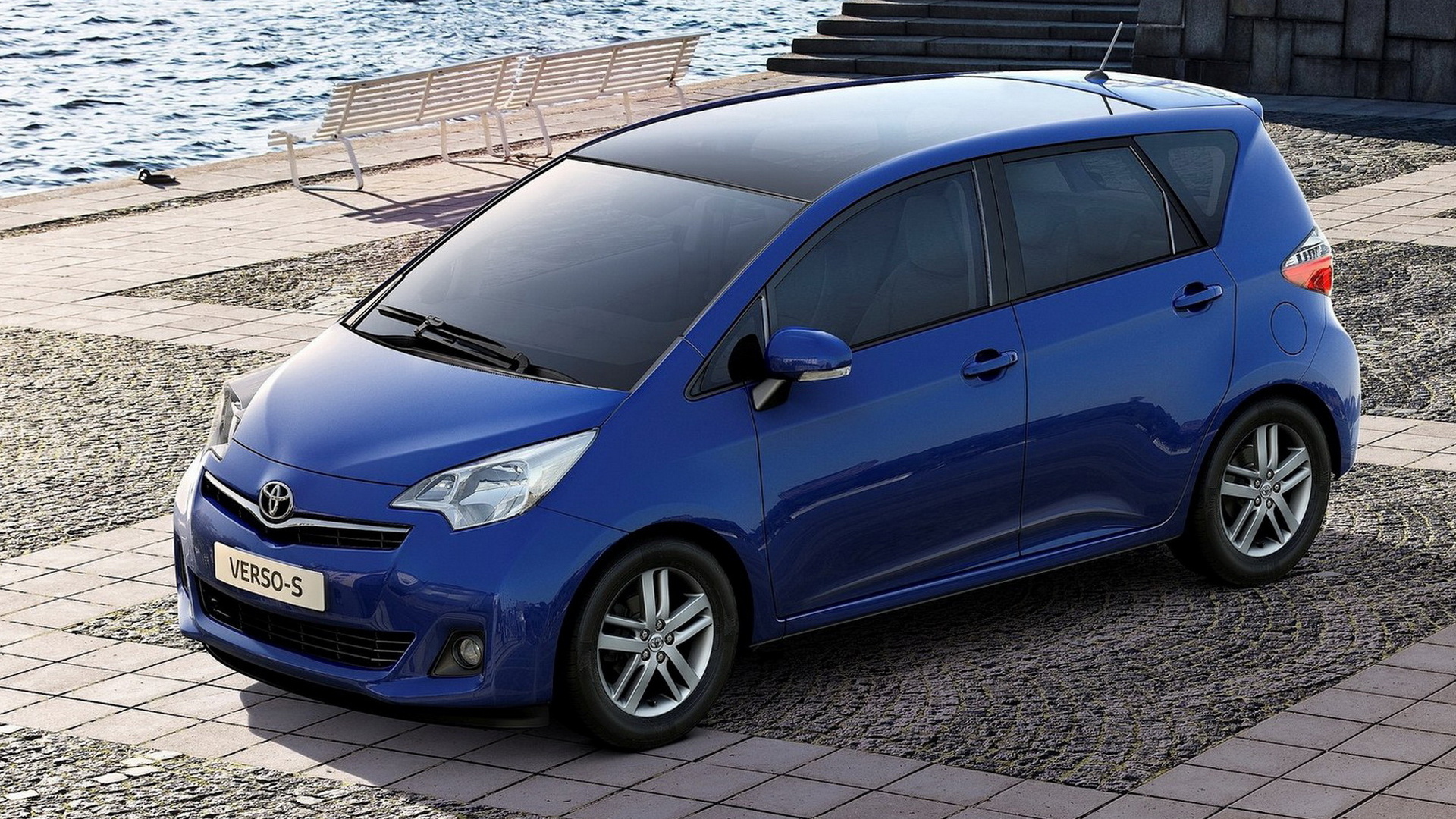 Новый Тойота Версо