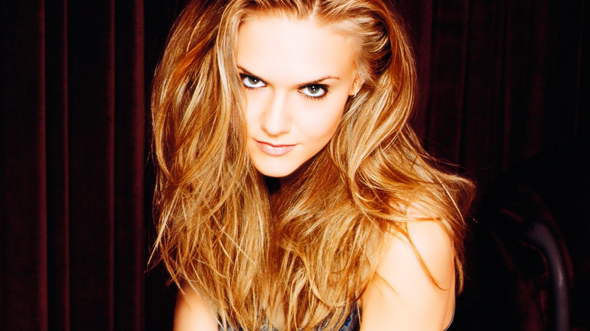 Доминика Свейн