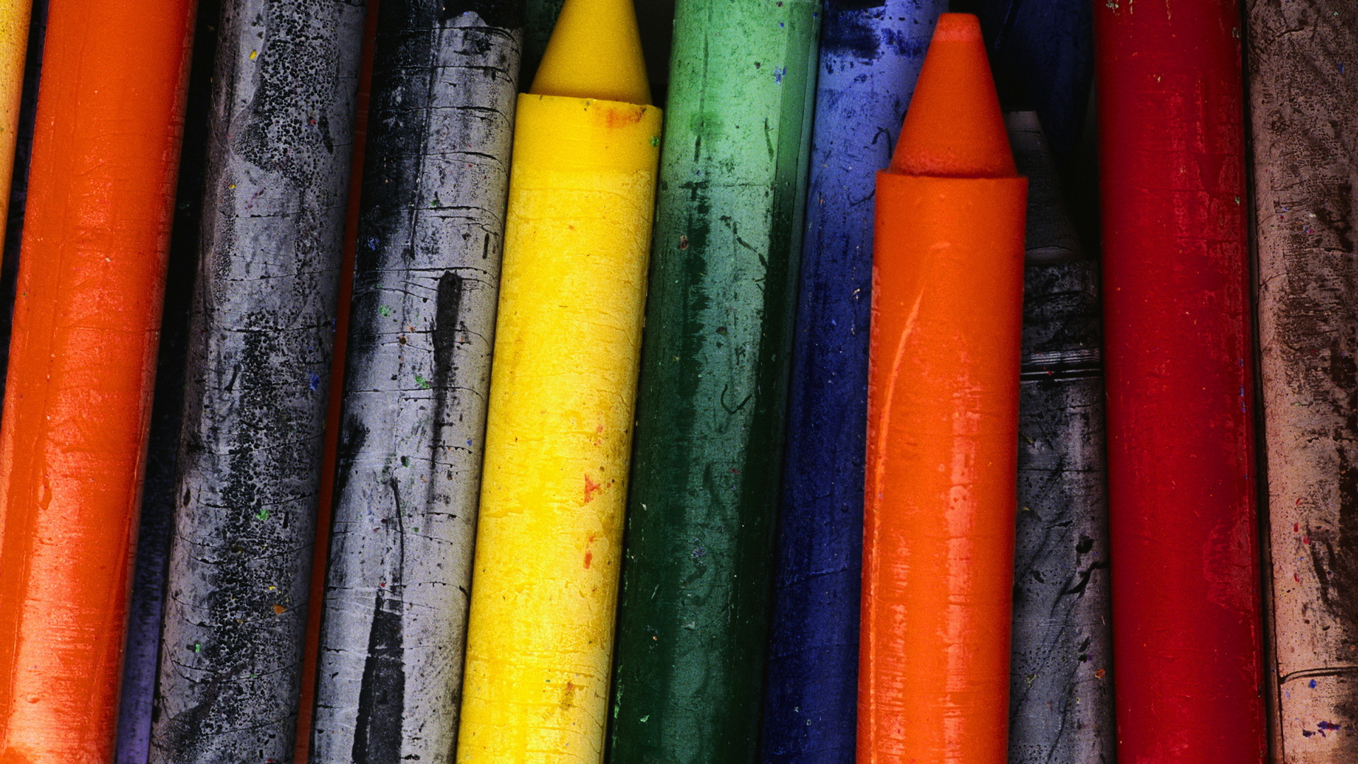 Colorful crayons