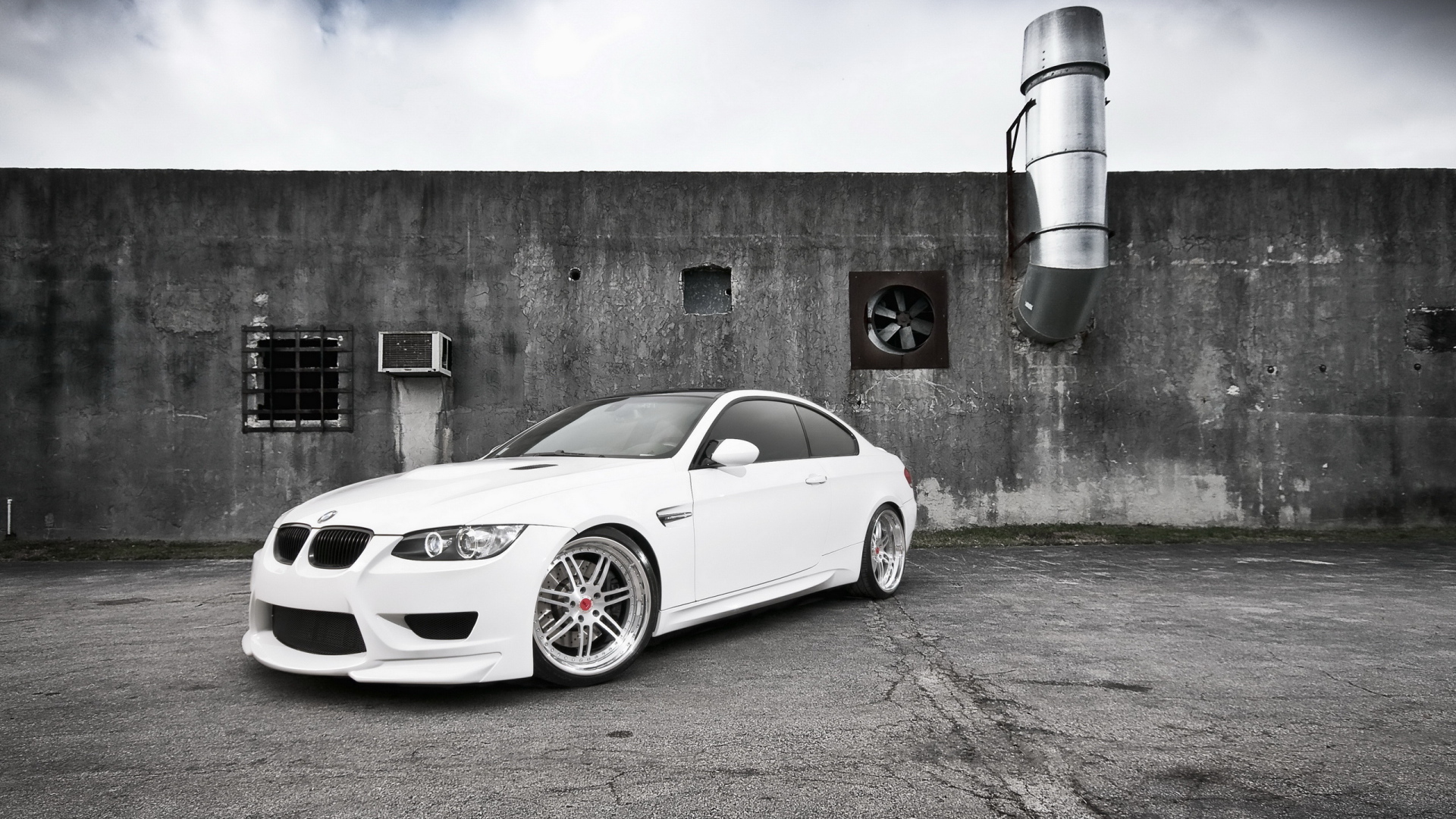 white BMW M3