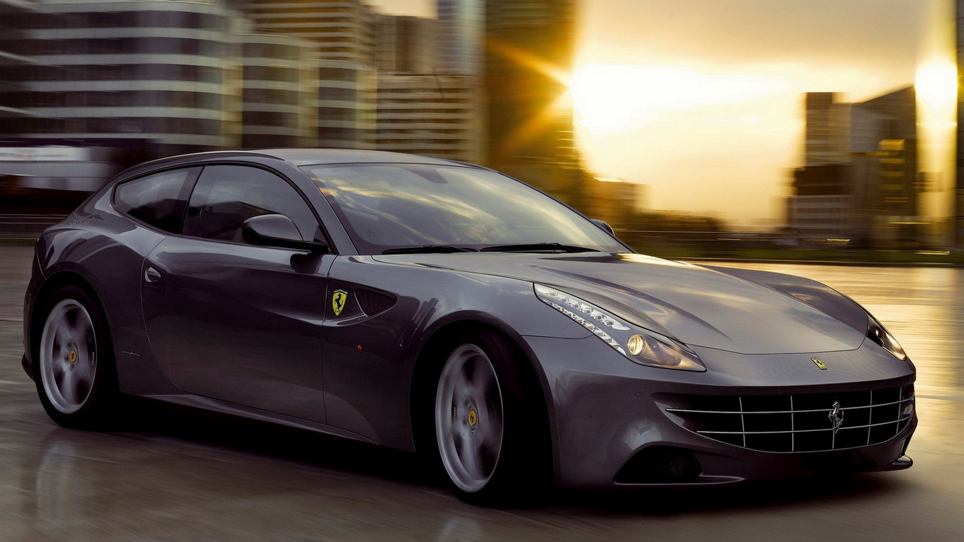 новый Ferrari-FF