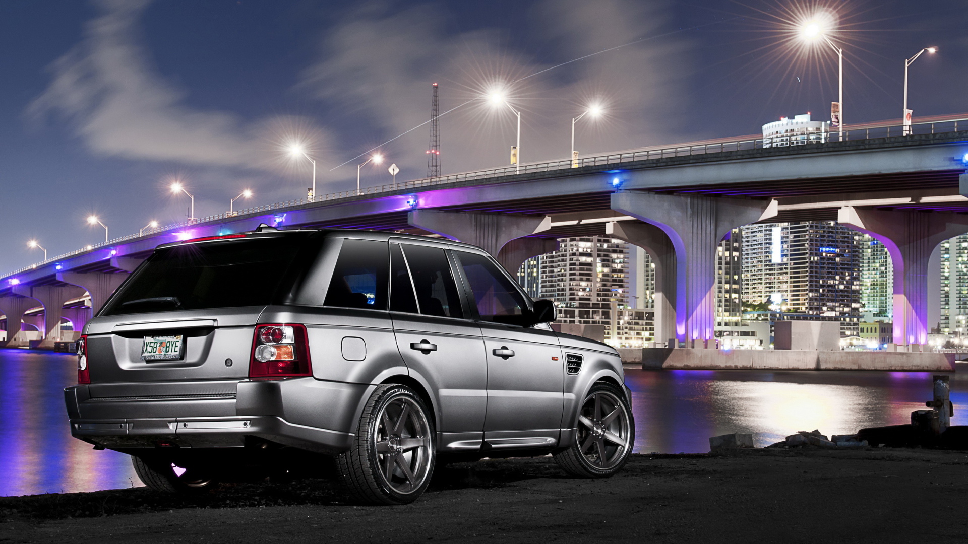Land Rover - Range Rover Sport