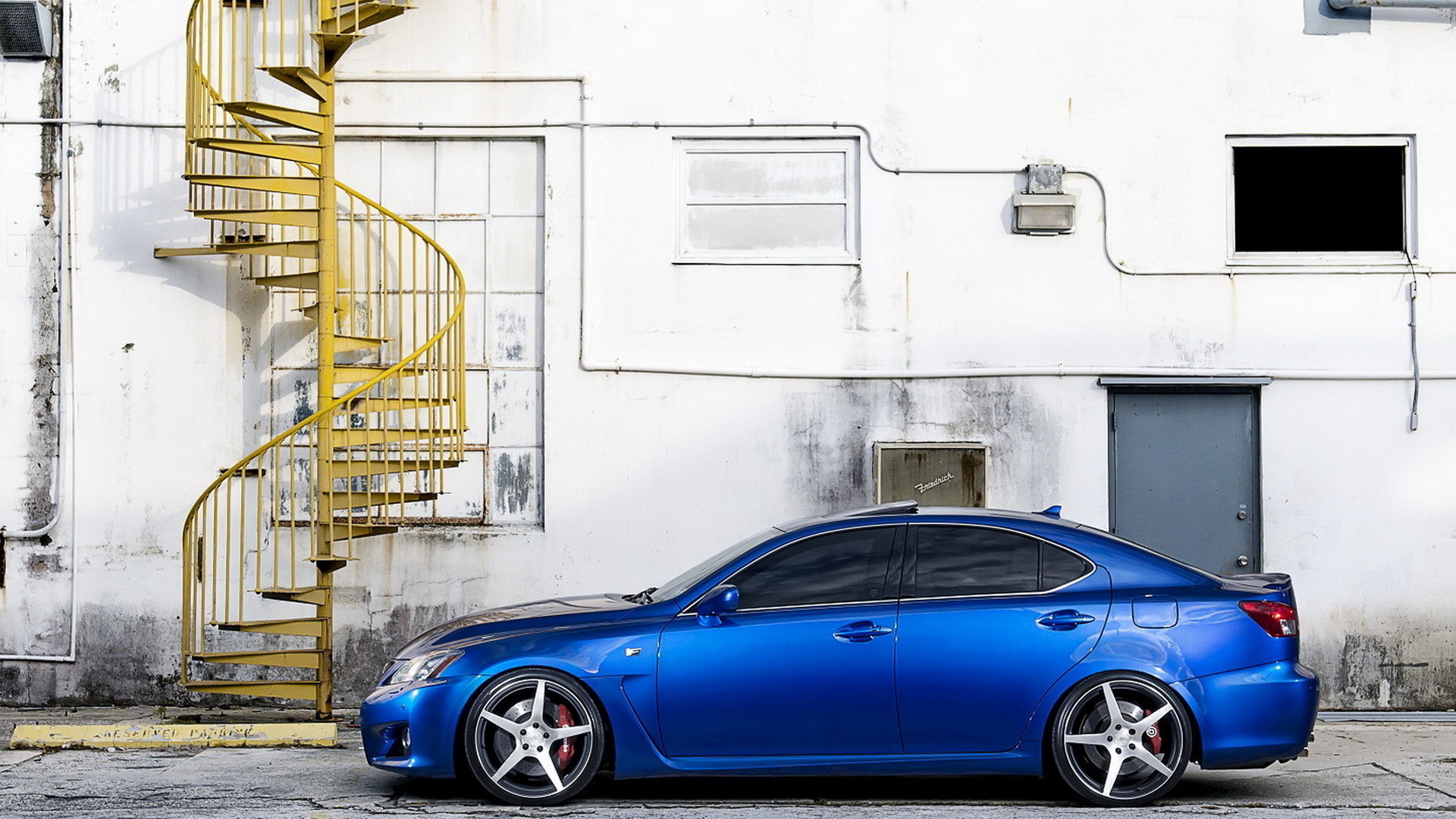 Lexus IS