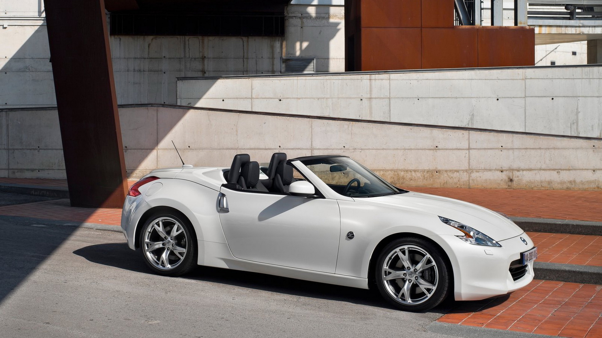 Nissan-370Z Roadster