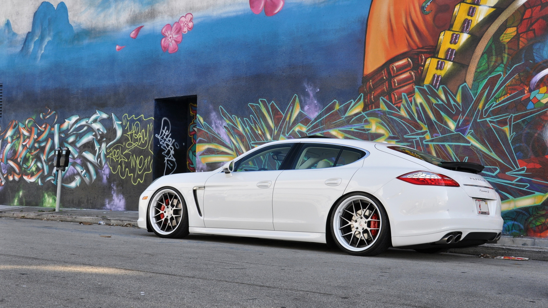 white Porsche Panamera