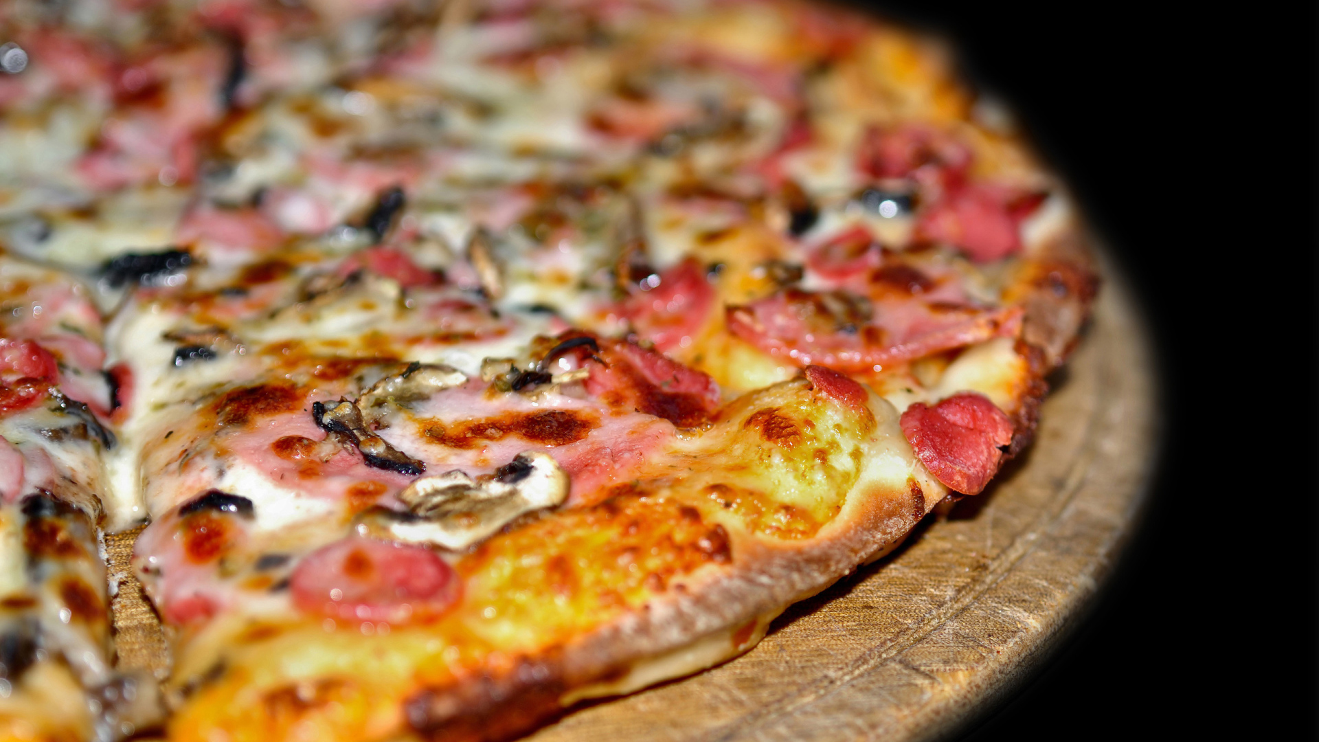 Аппетитная пицца