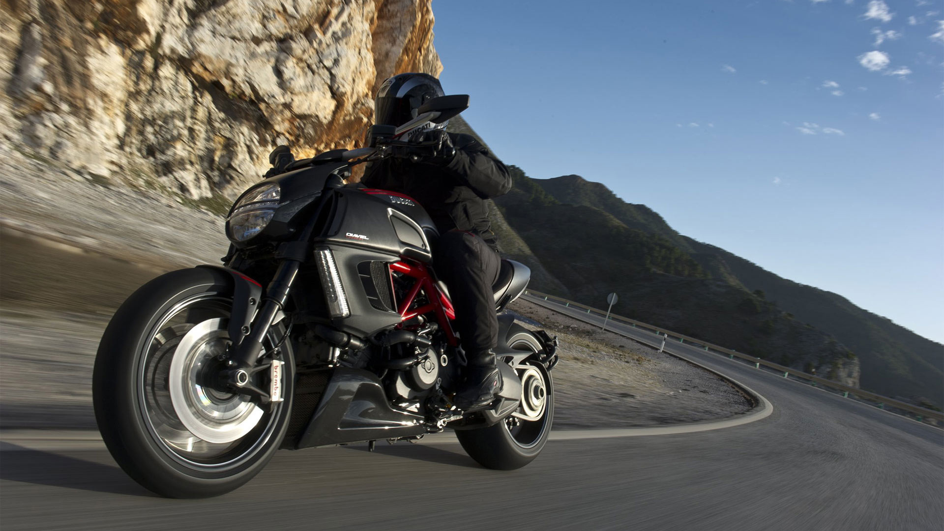 2011 Ducati Diavel
