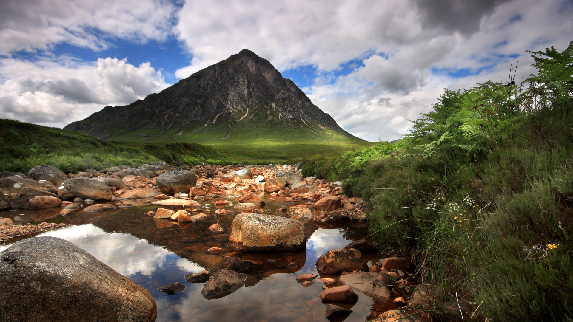 Одинокая гора