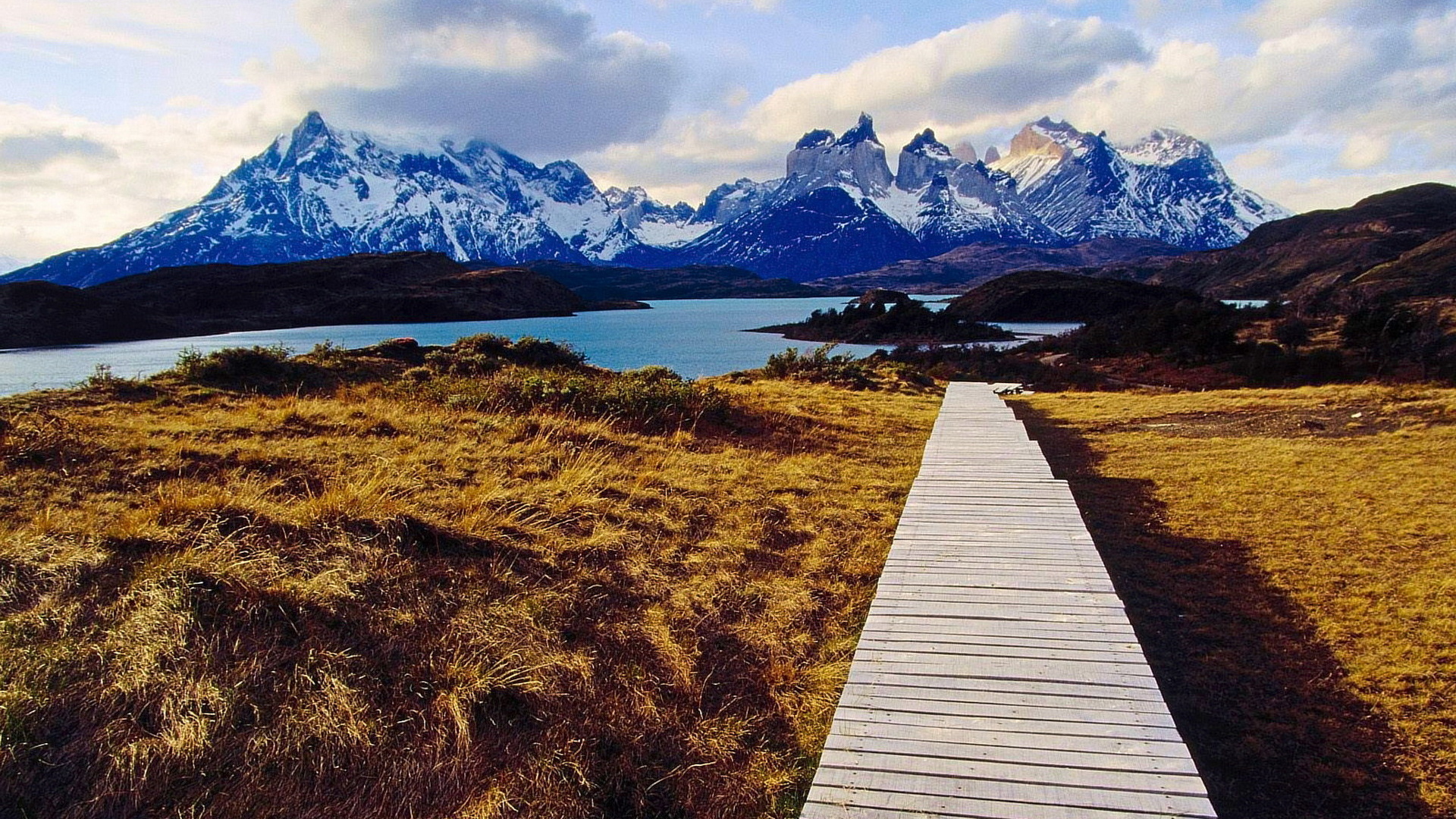 Дорожка к озеру