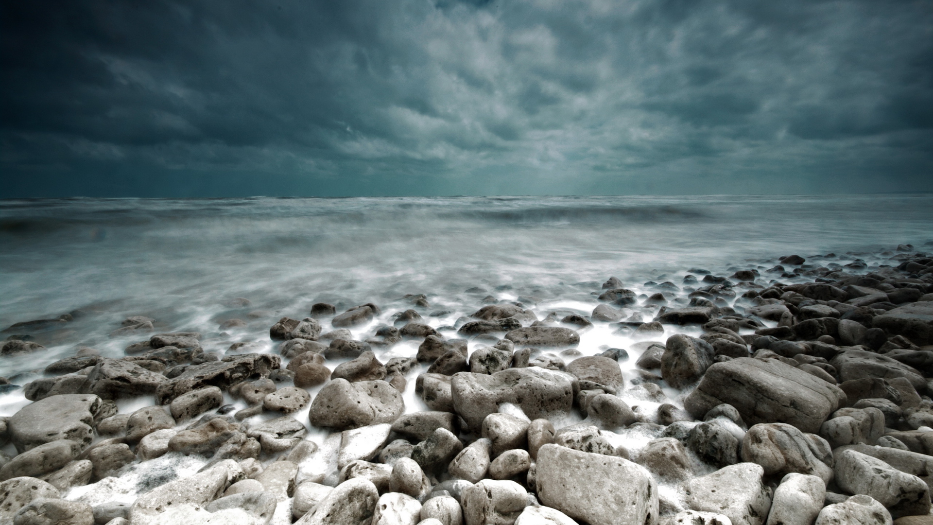 Надвигающийся шторм