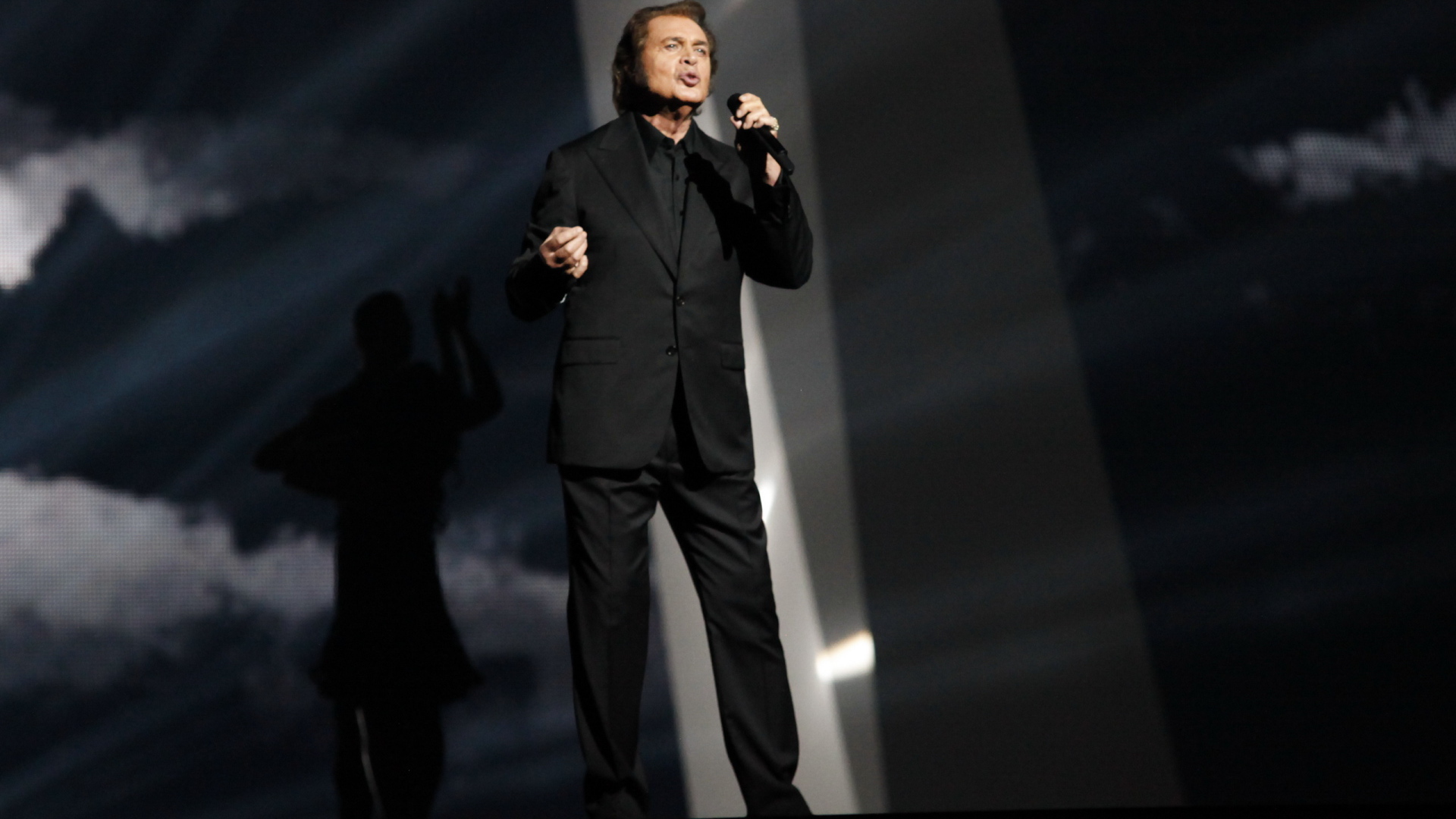 Энгельберт Хампердинк (Великобритания)