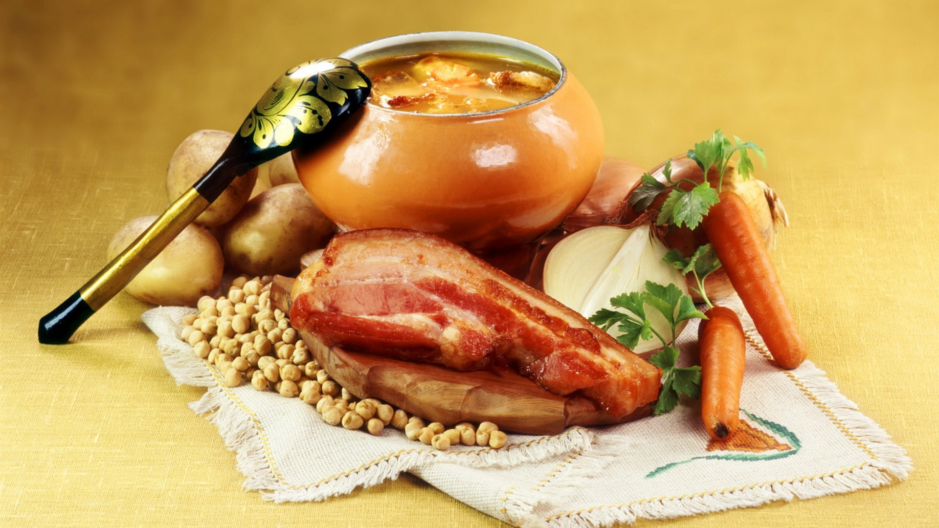 Суп в горшочке