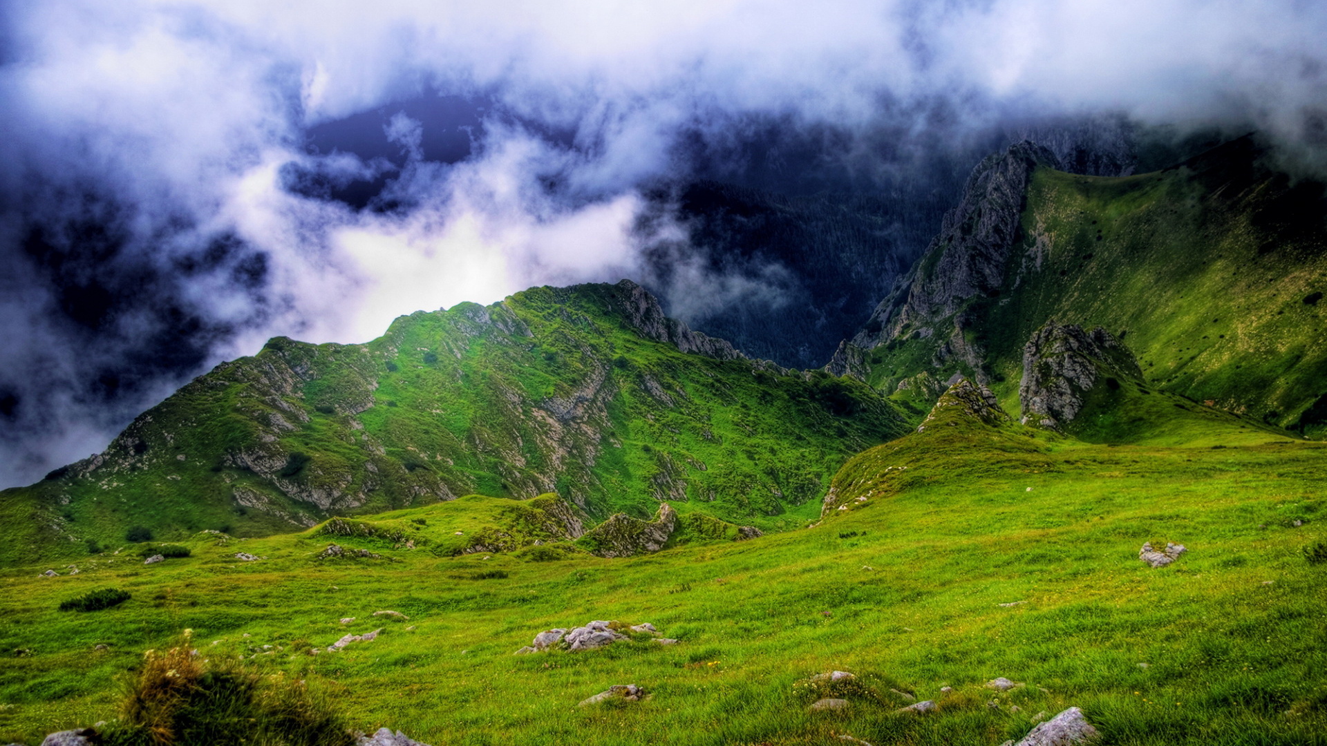 Высоко в горах