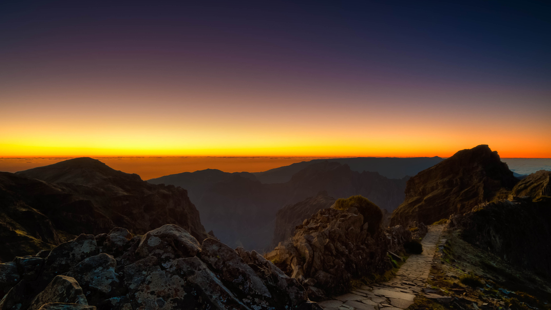 Тропа в горах