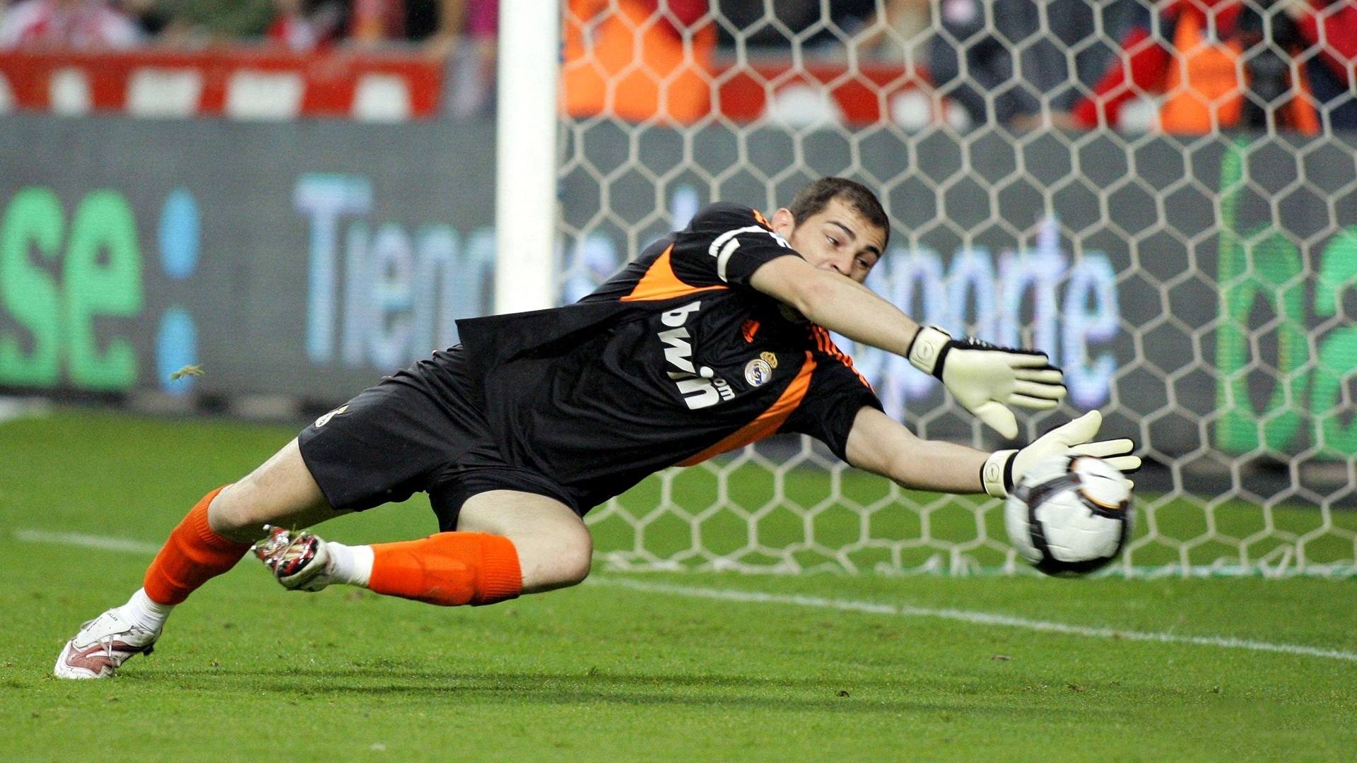 Икер Касильяс (Iker Casillas)