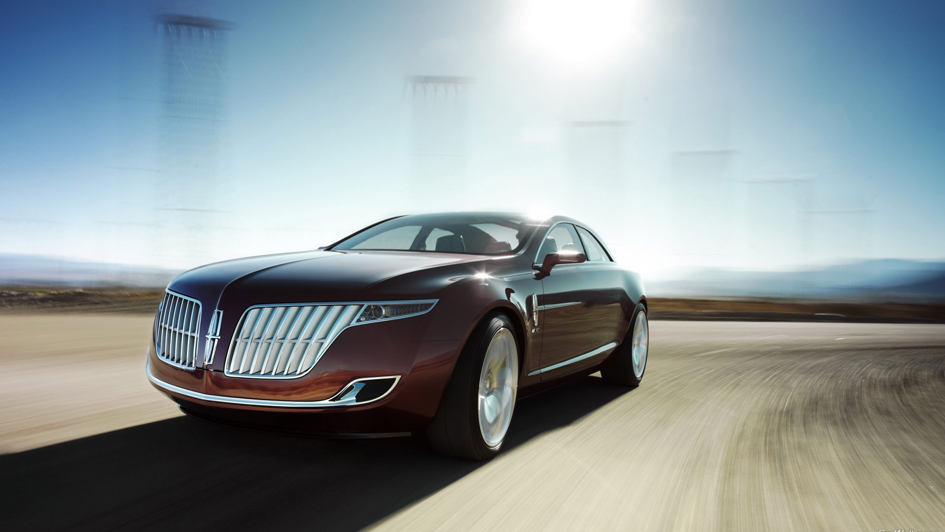 Автомобиль Линкольн в движении