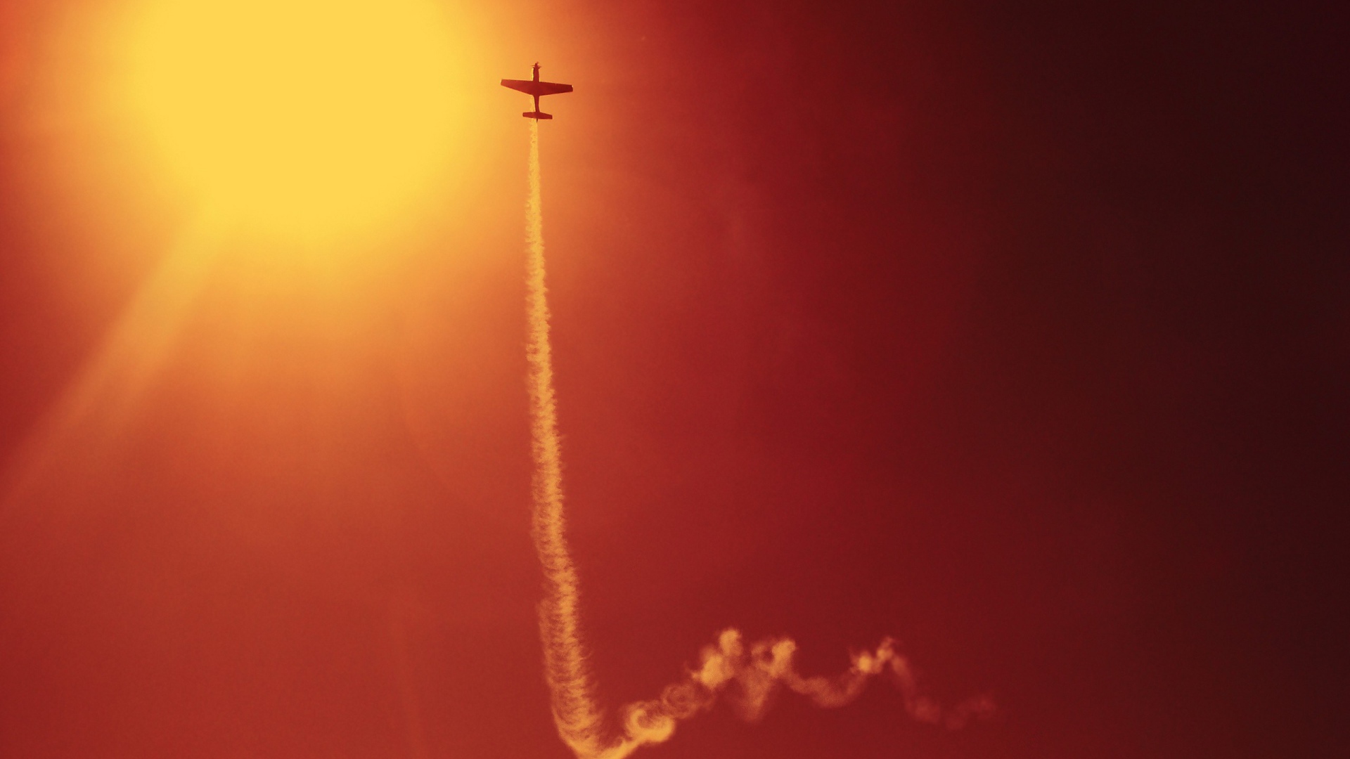 Самолет на закате