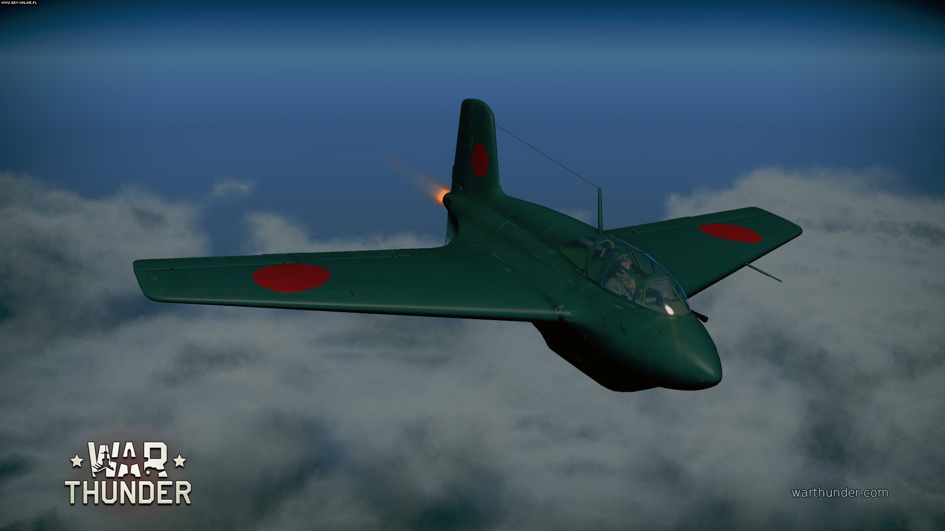 War Thunder военный самолет Японии в небесах