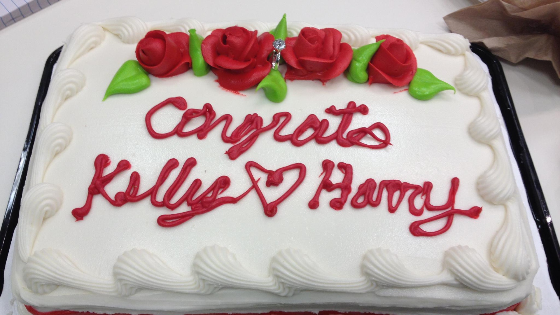 Вкусный белый шоколадный торт ко дню рождения