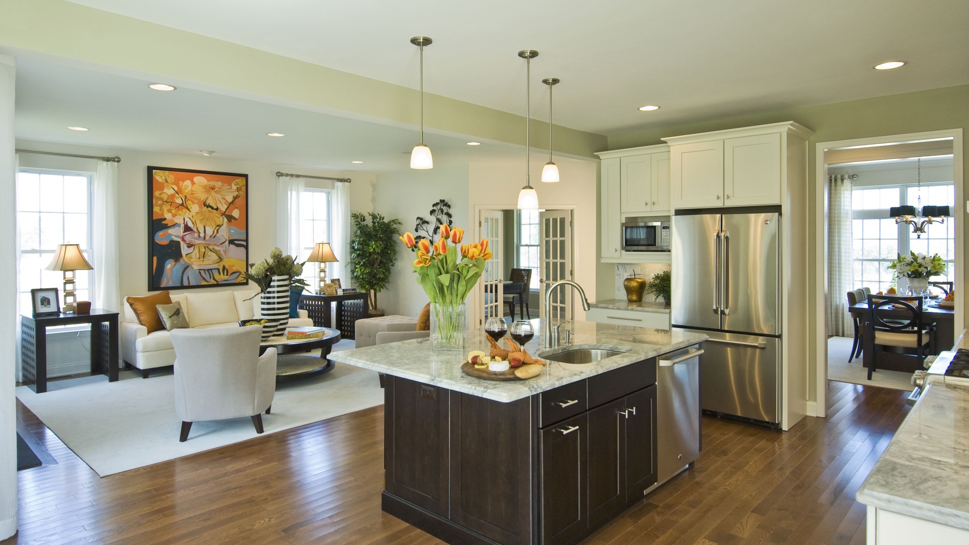 Скромный дизайн кухни