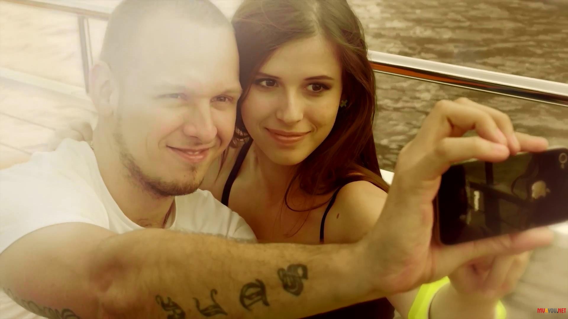 Эльвира Т с молодым человеком