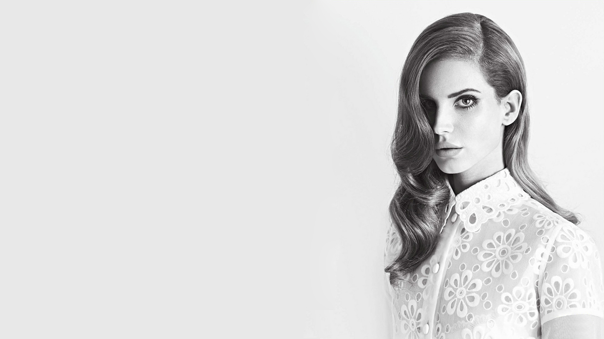 Lana Del Rey белая картинка