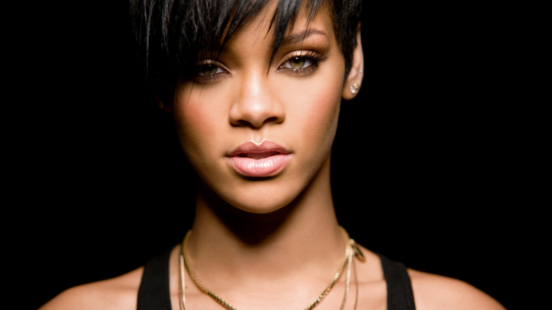 Rihanna В темноте