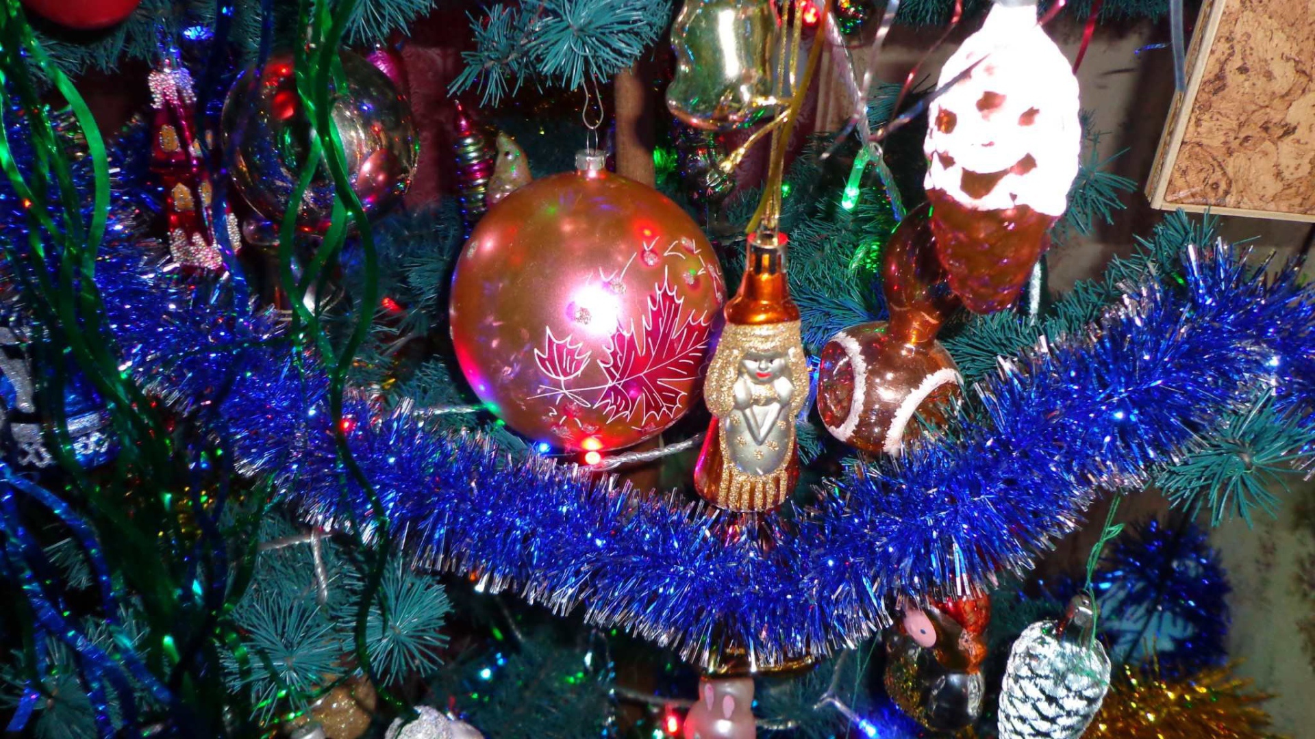 Cтарые елочные игрушки на прищепках