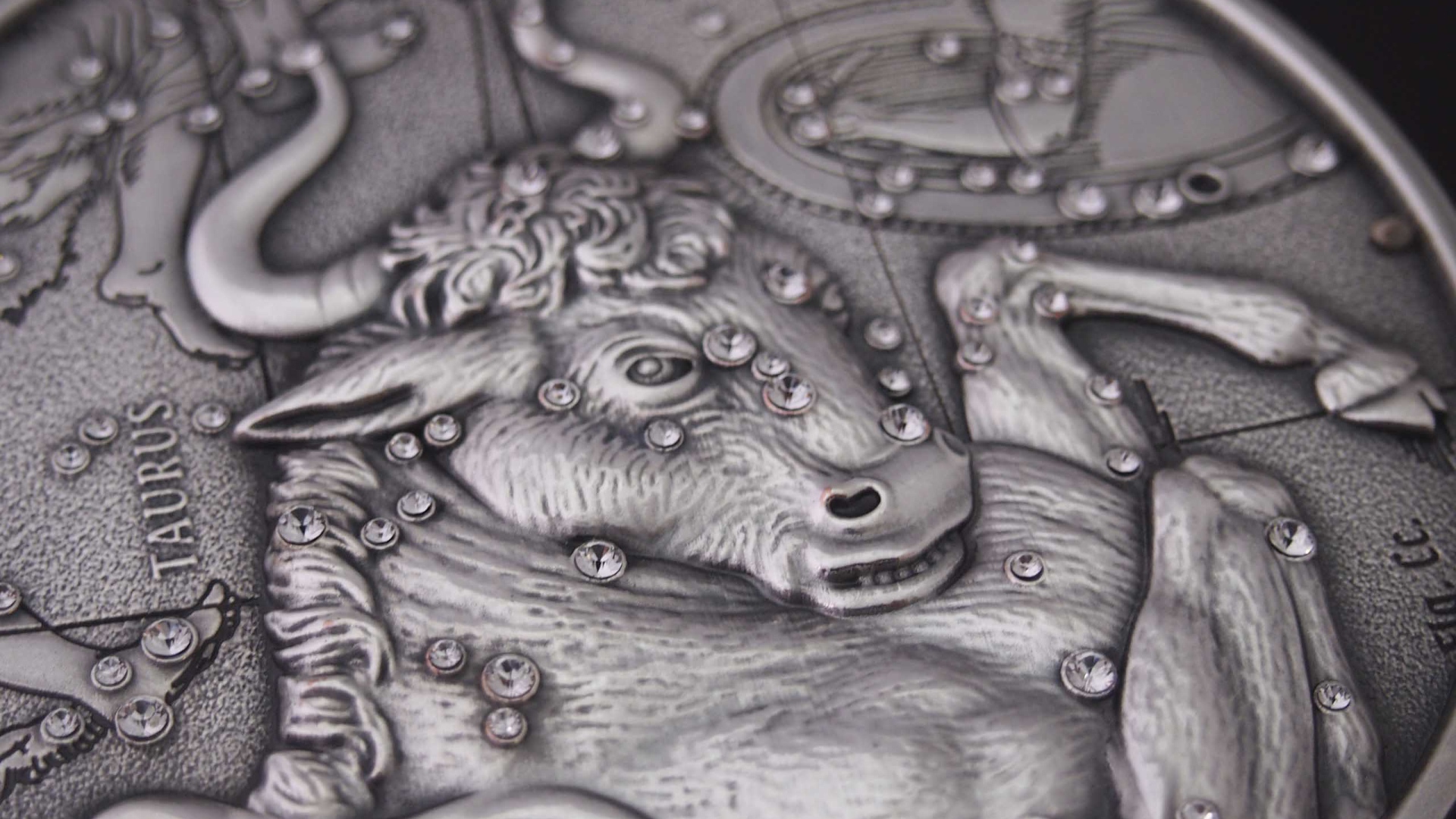 Телец на монете