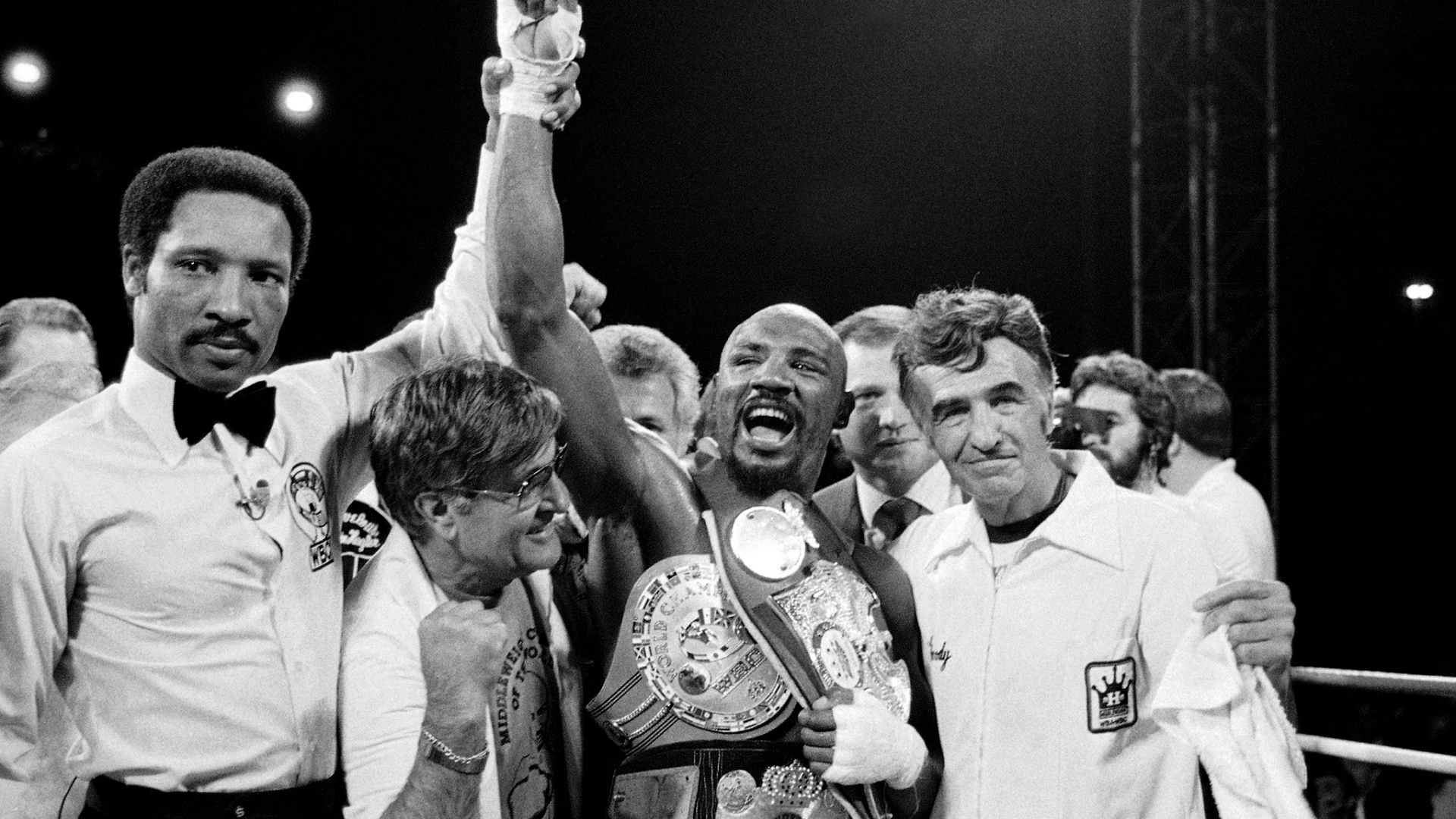 Легендарный боксер Томас Хернс выиграл чемпионат