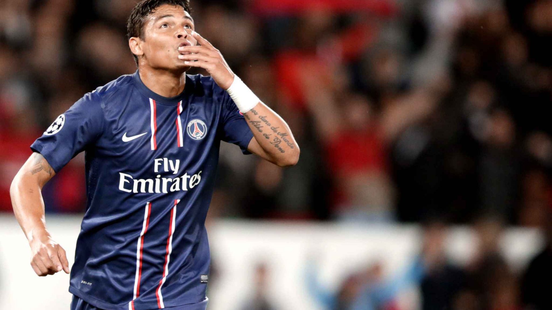 ПСЖ Тиаго Силва благодарит своих поклонников