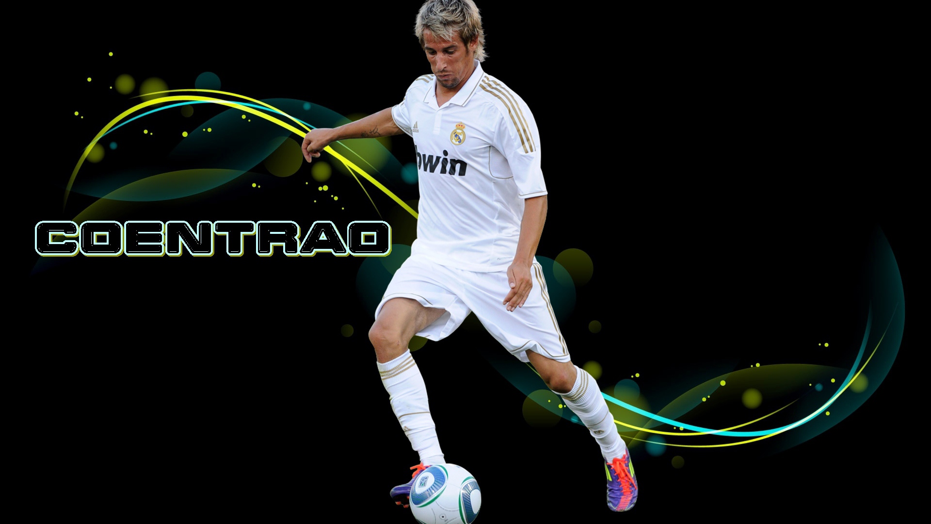 Реал Мадрид Фабиу Коэнтрау на черном фоне