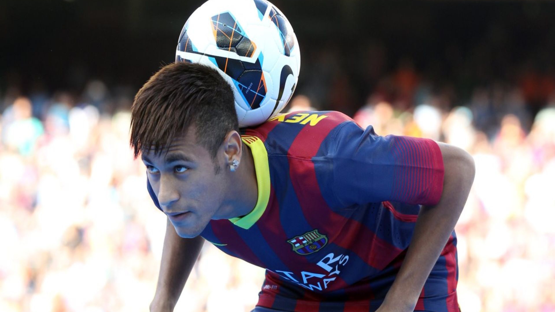 Лучший игрок Барселоны Неймар