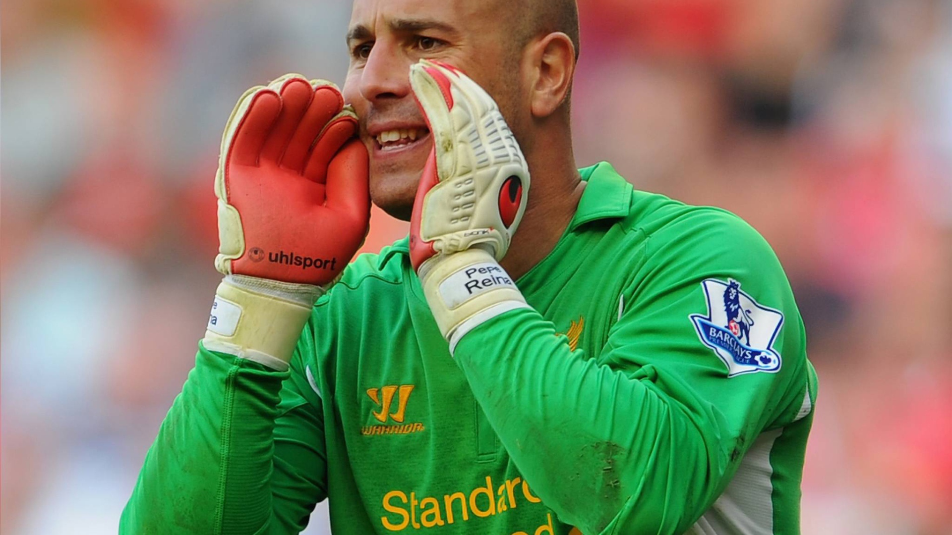 Футболист Наполи Пепе Рейна кричит