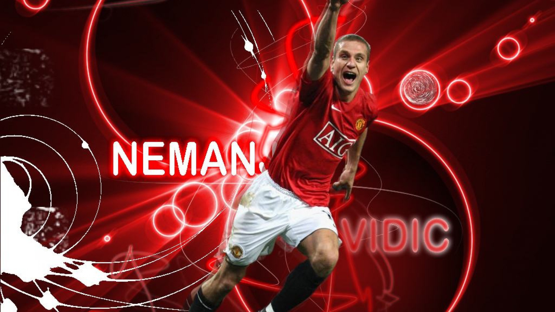  Незаменимый футболист Манчестер Юнайтед Неманья Видич на красном фоне