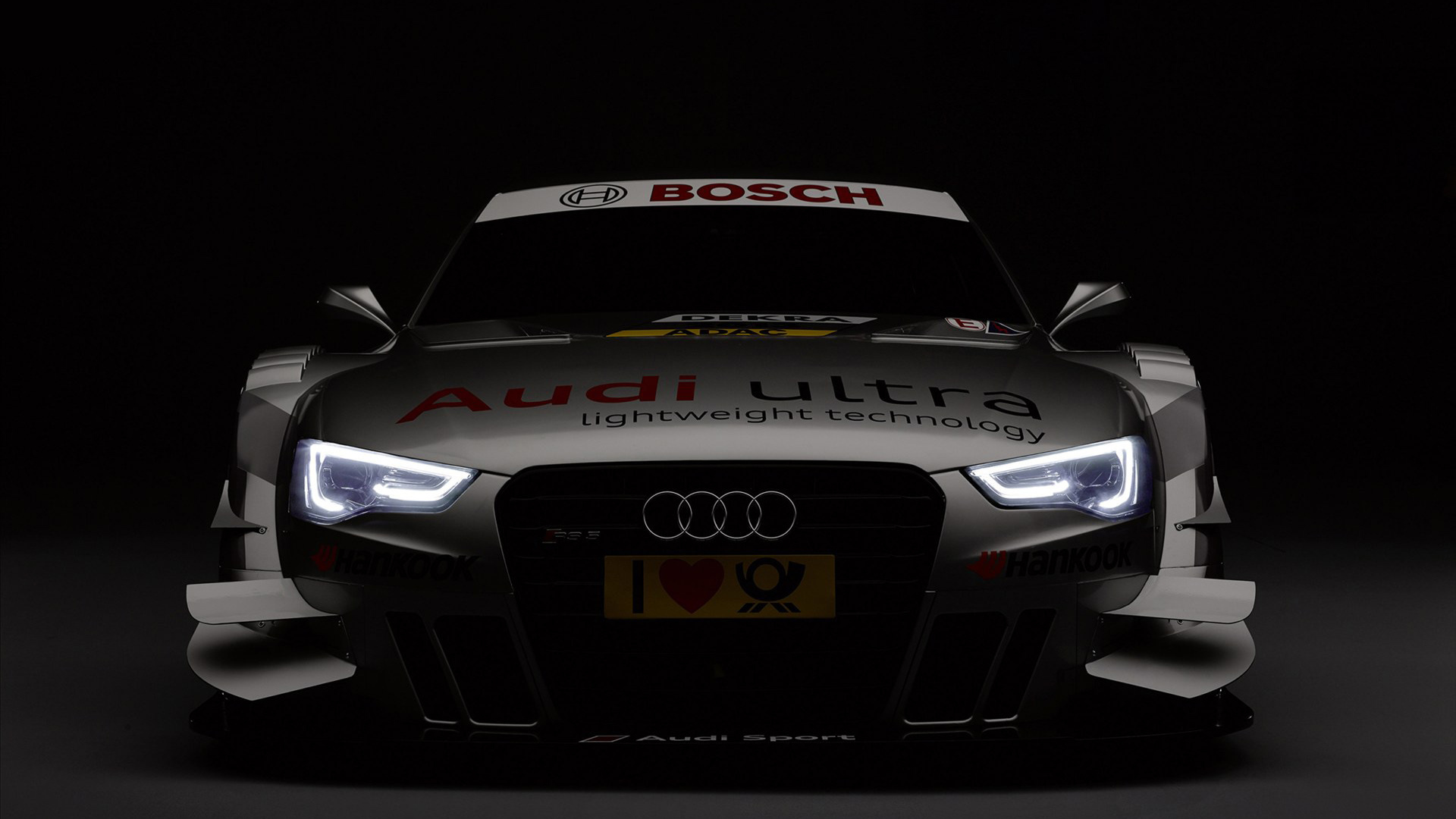 Новая машина Audi 2013