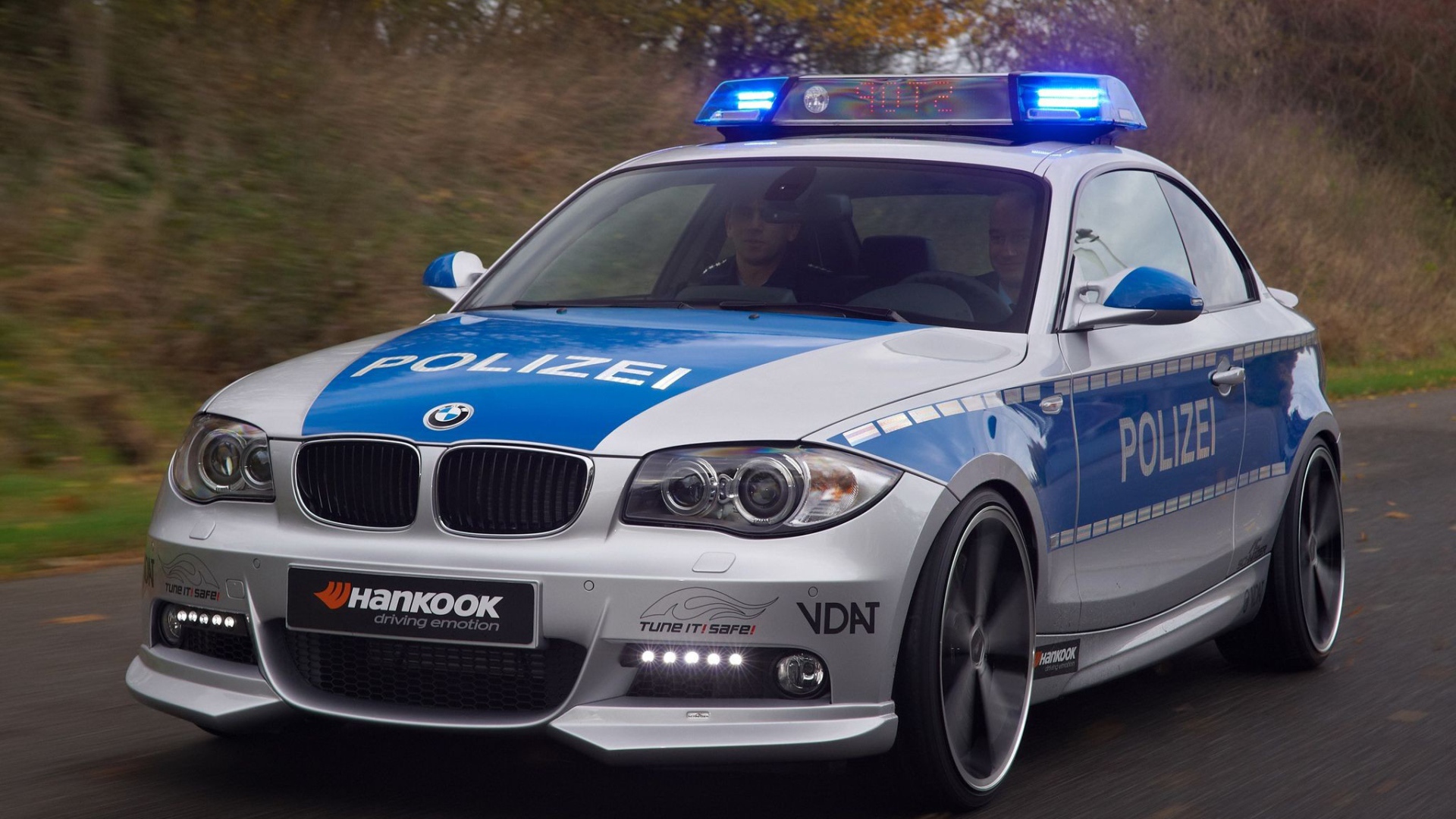 Полицейская BMW