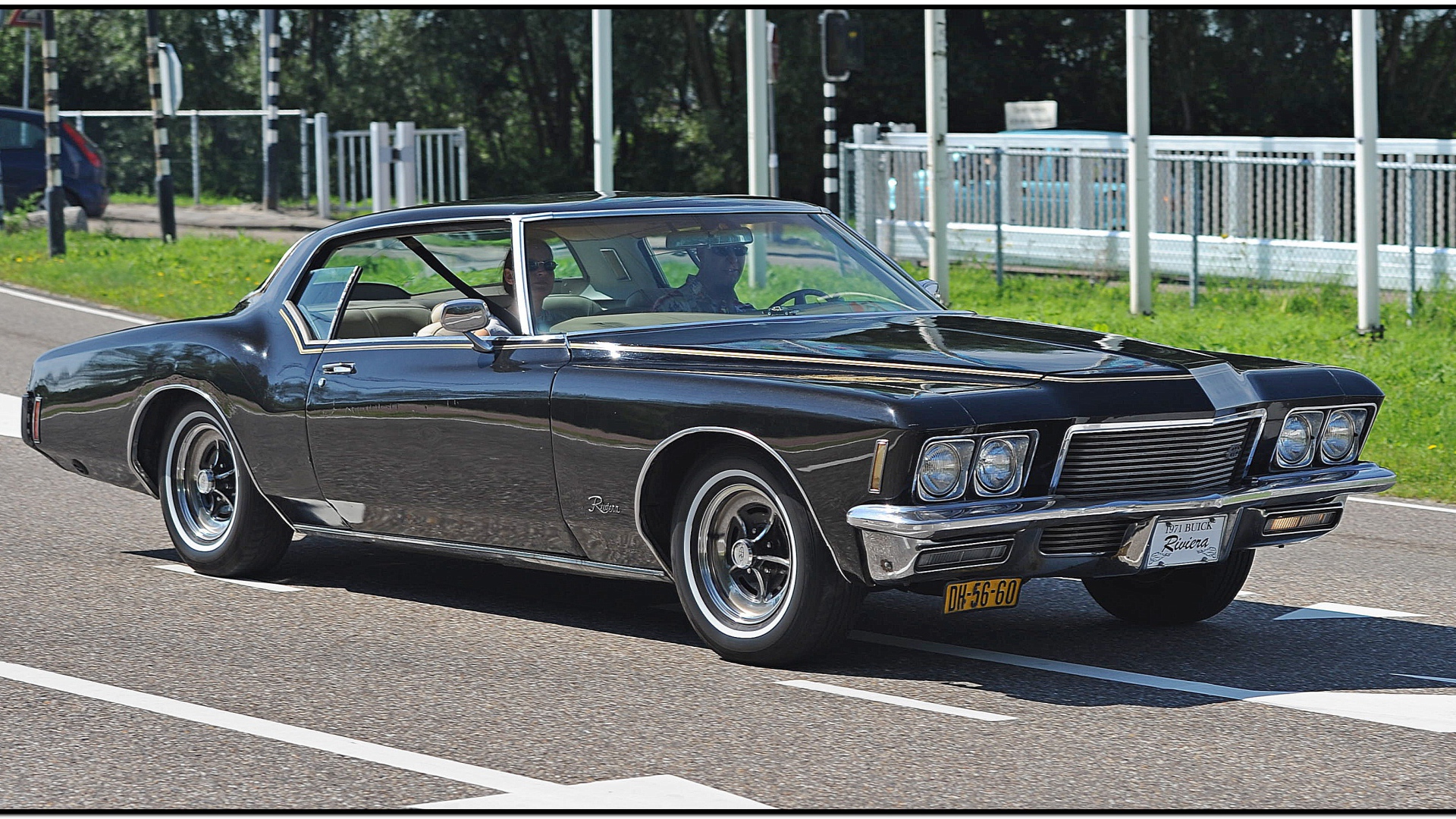 buick riviera 1971 в городе