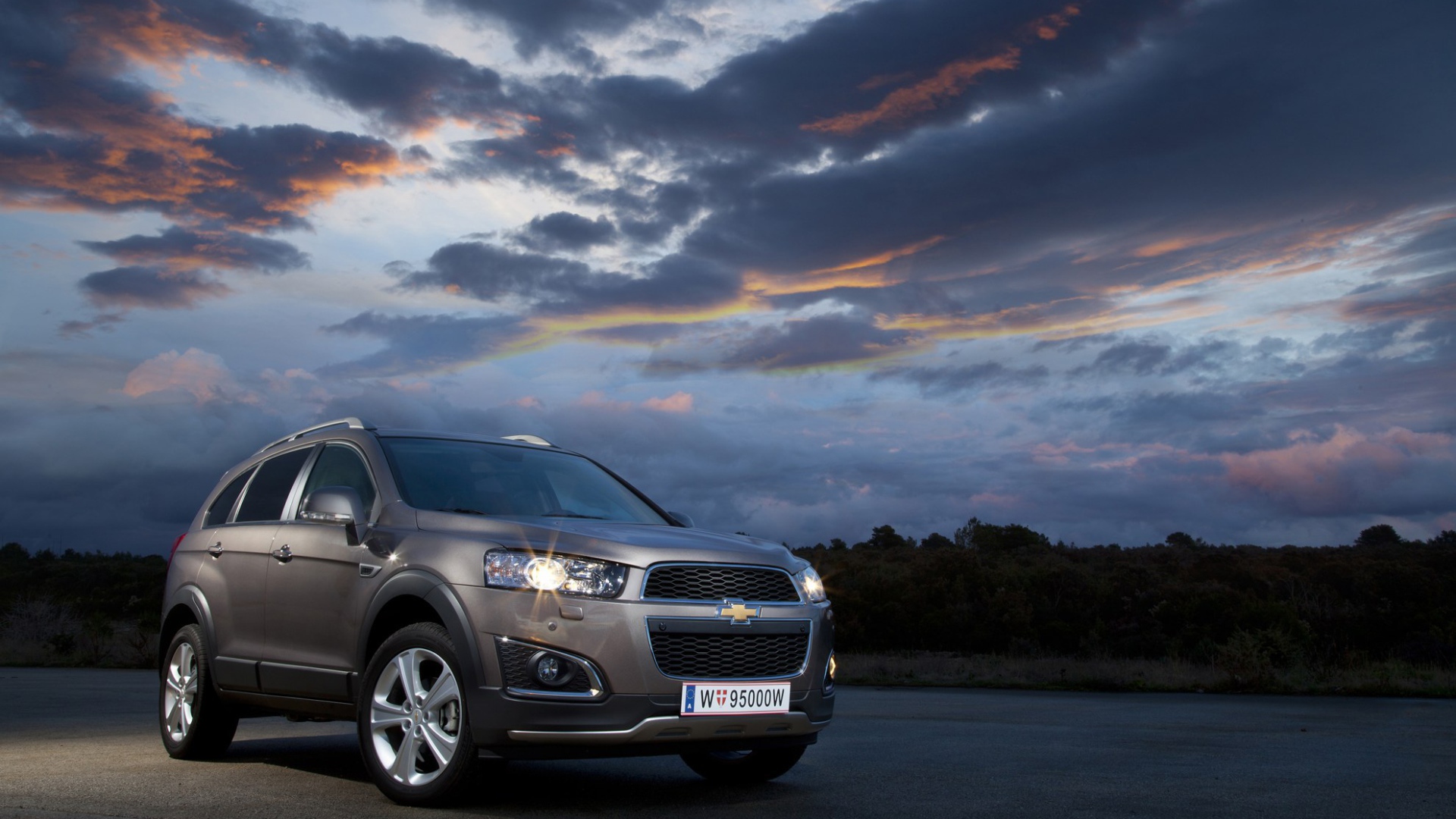 Новая машина Chevrolet Captiva 2014