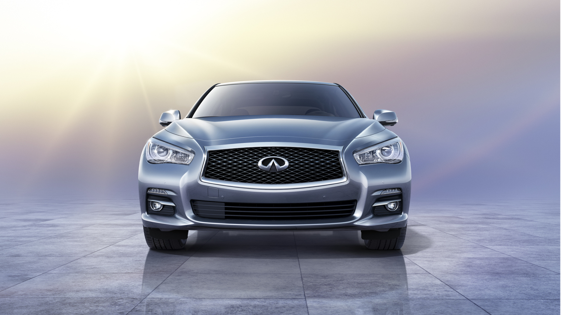 Надежная машина Infiniti Q50 2014 года