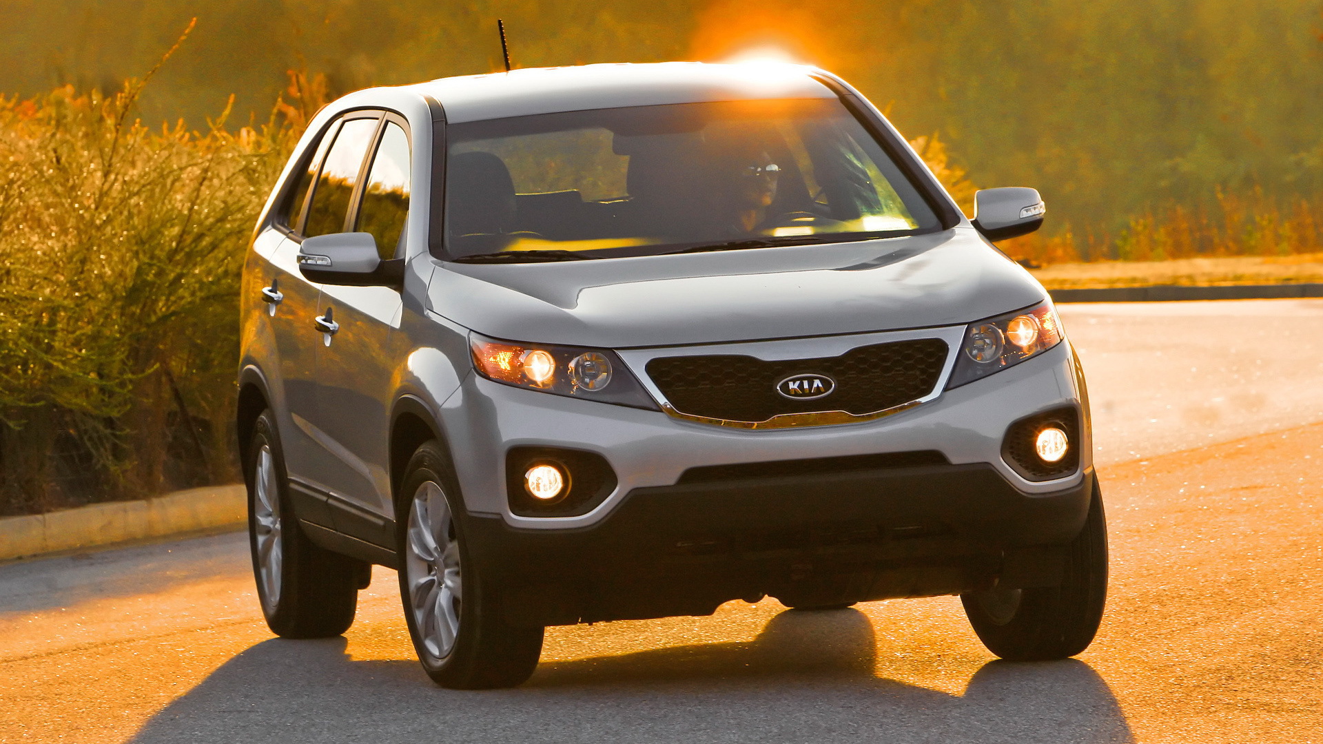 Красивый автомобиль Kia Sorento в Москве