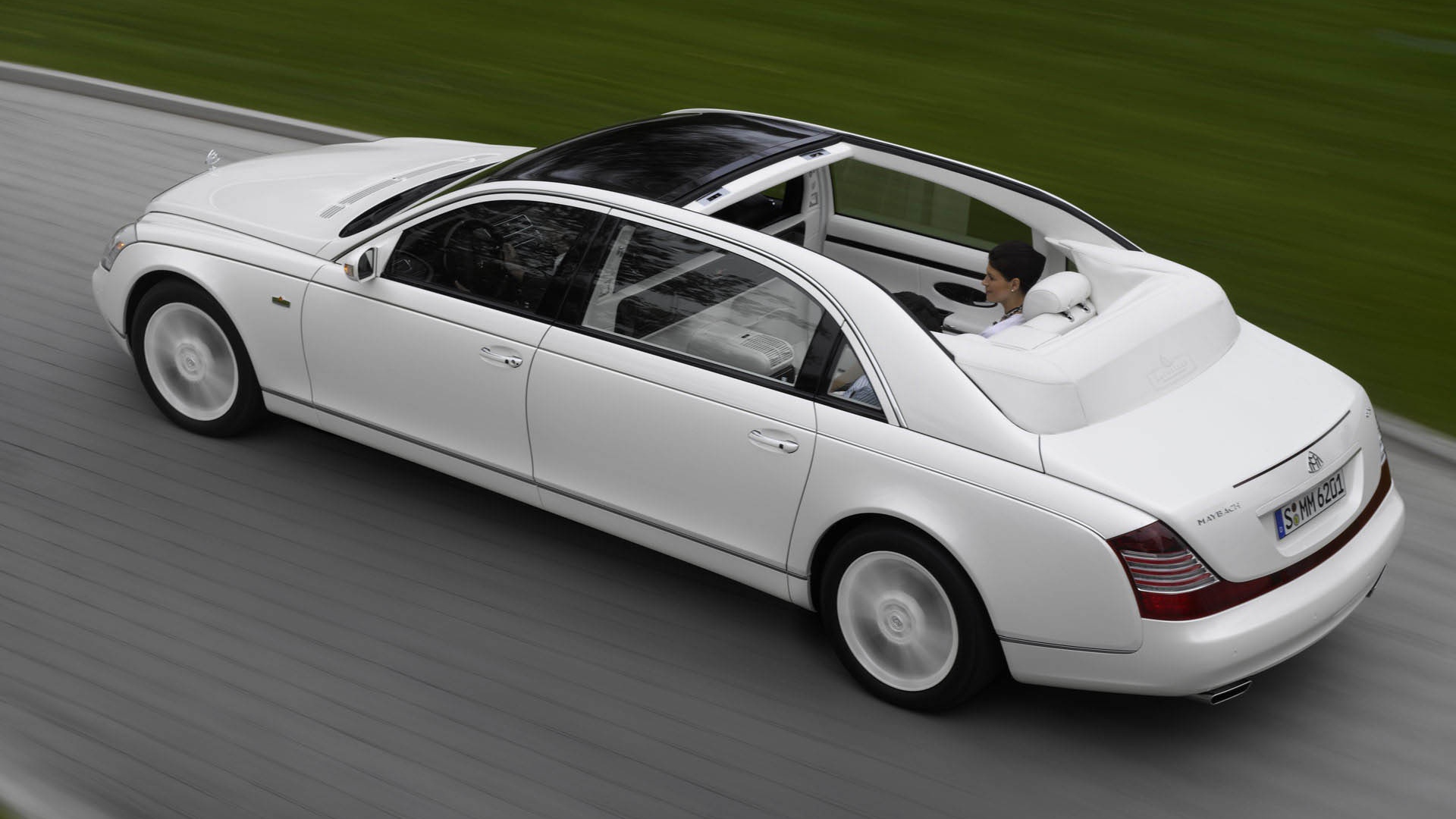  Новая машина Maybach  2014