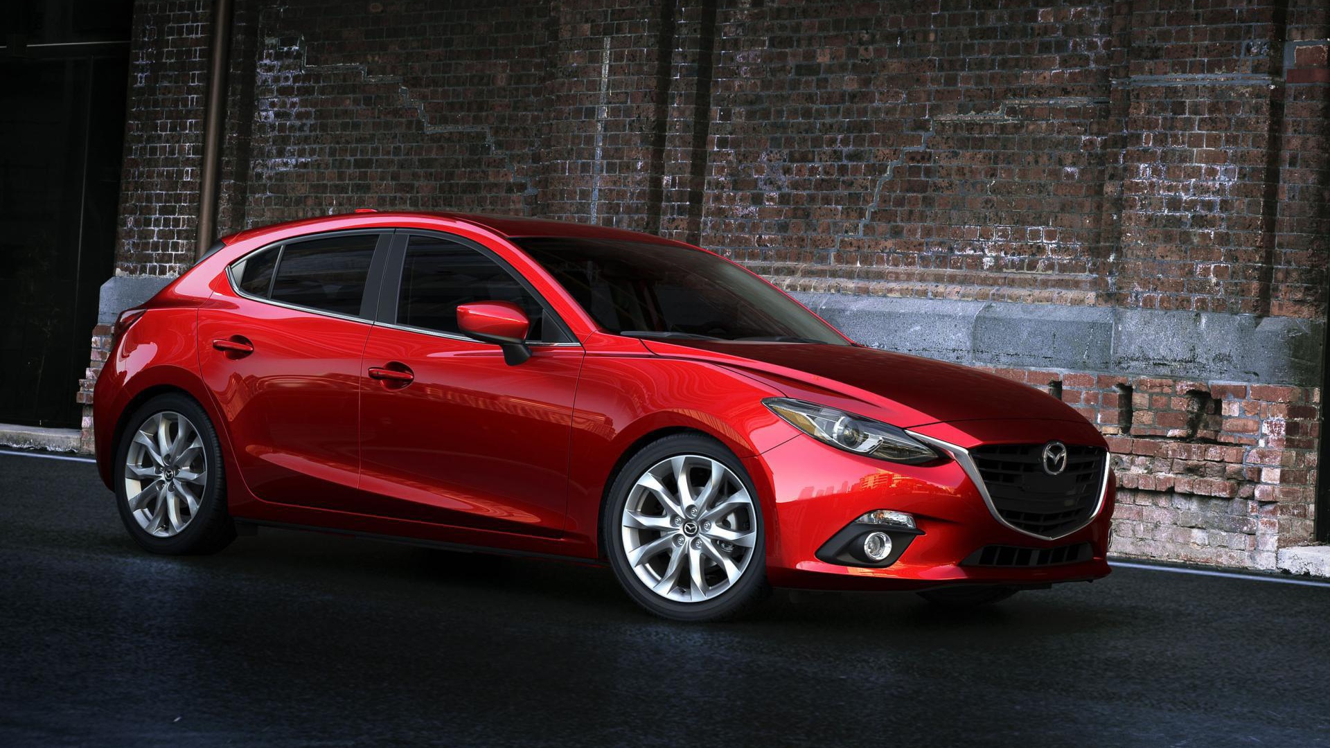 Тест драйв автомобиля Mazda 3 2014