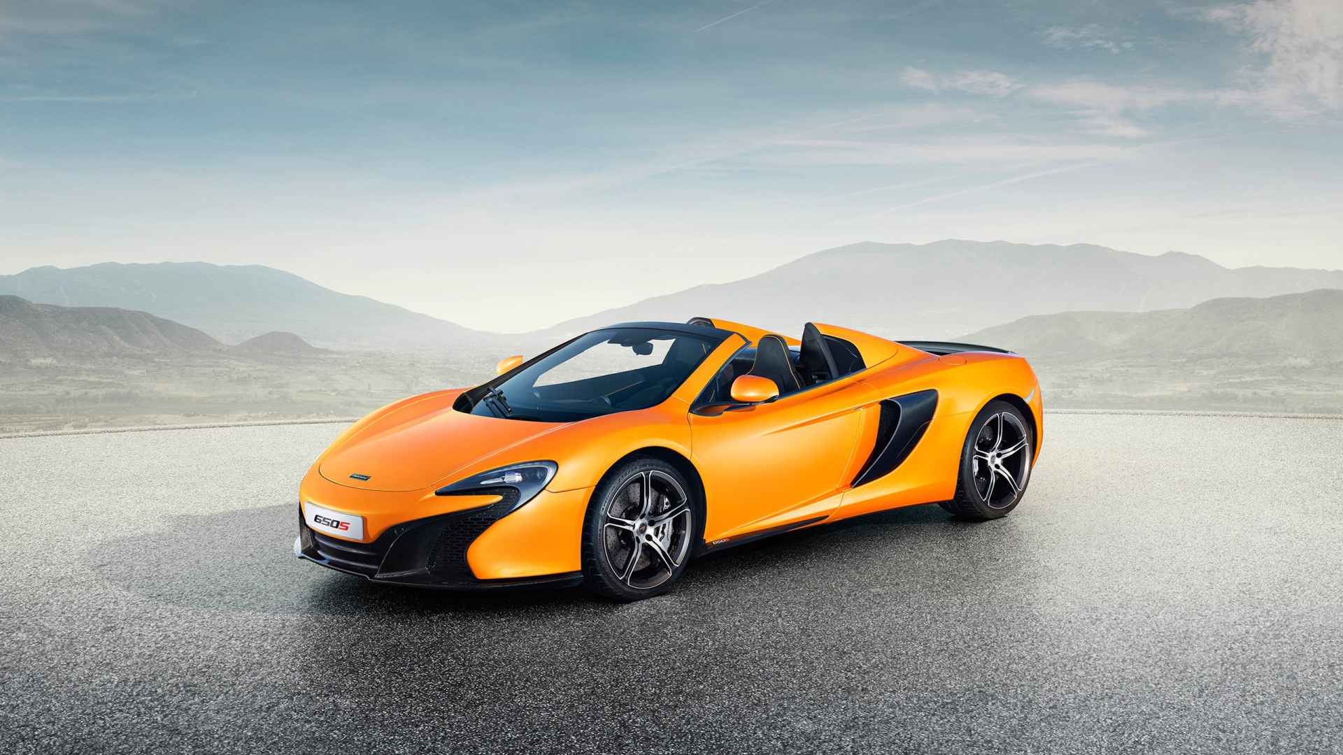 McLaren 650S 2015 год