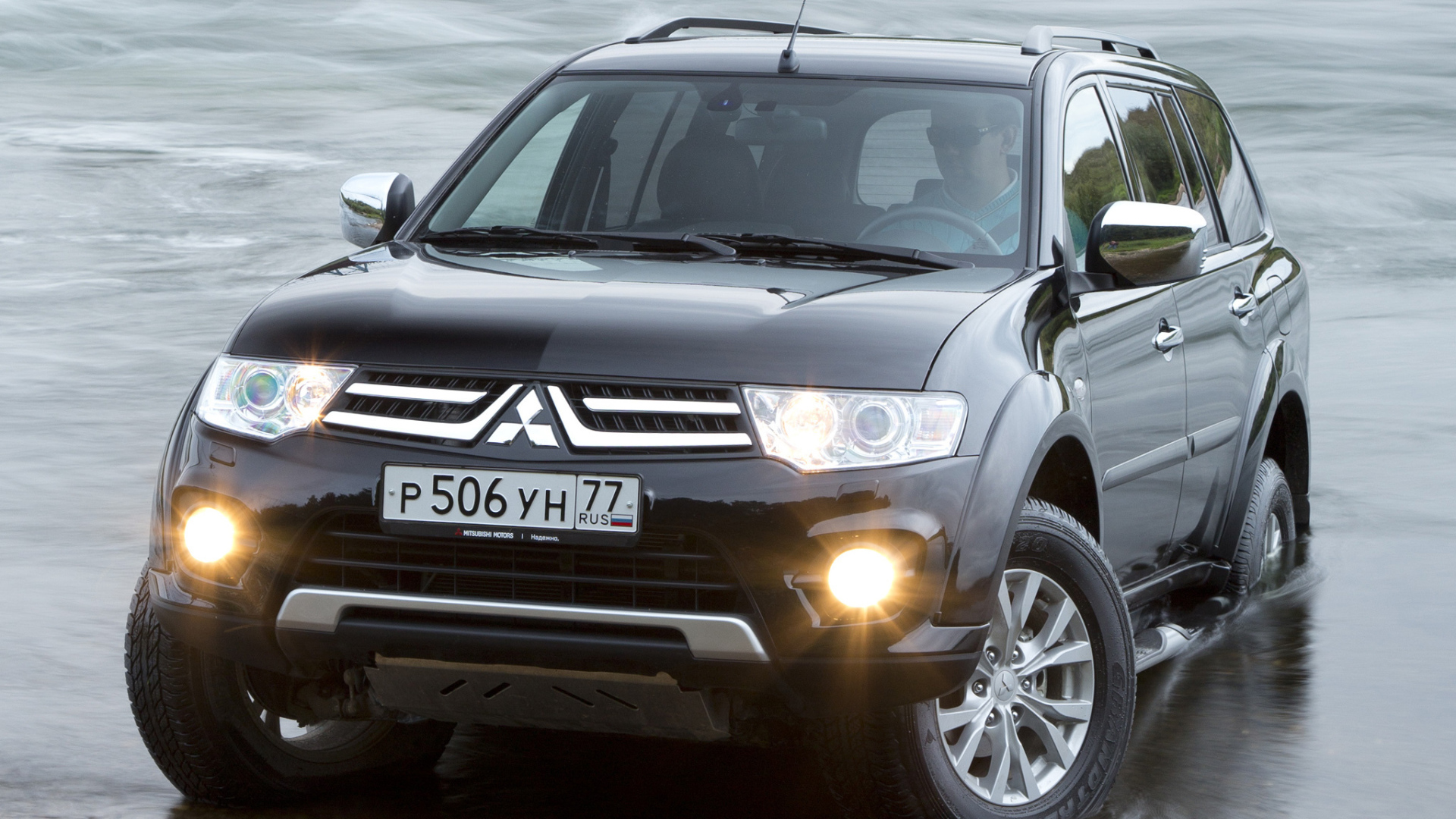 Новый автомобиль Mitsubishi Pajero Sport