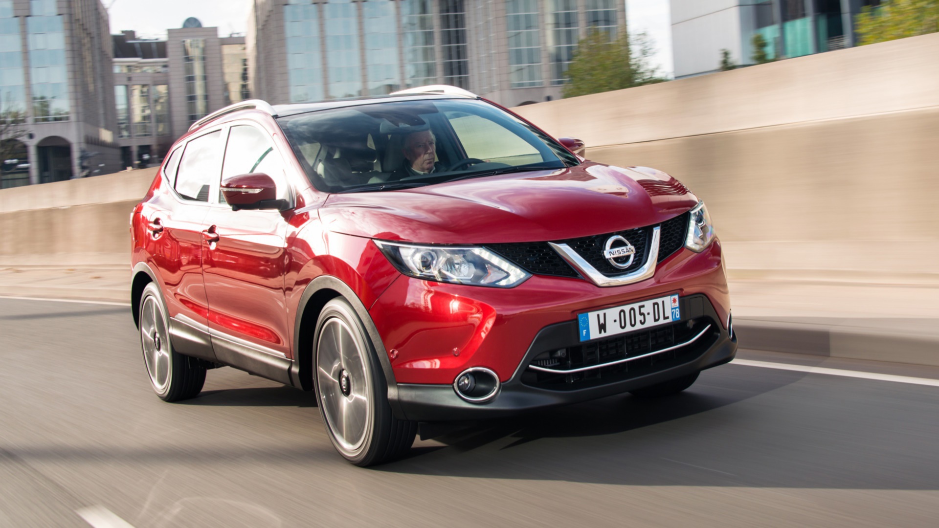 Тест драйв автомобиля Nissan Quashqai 2014