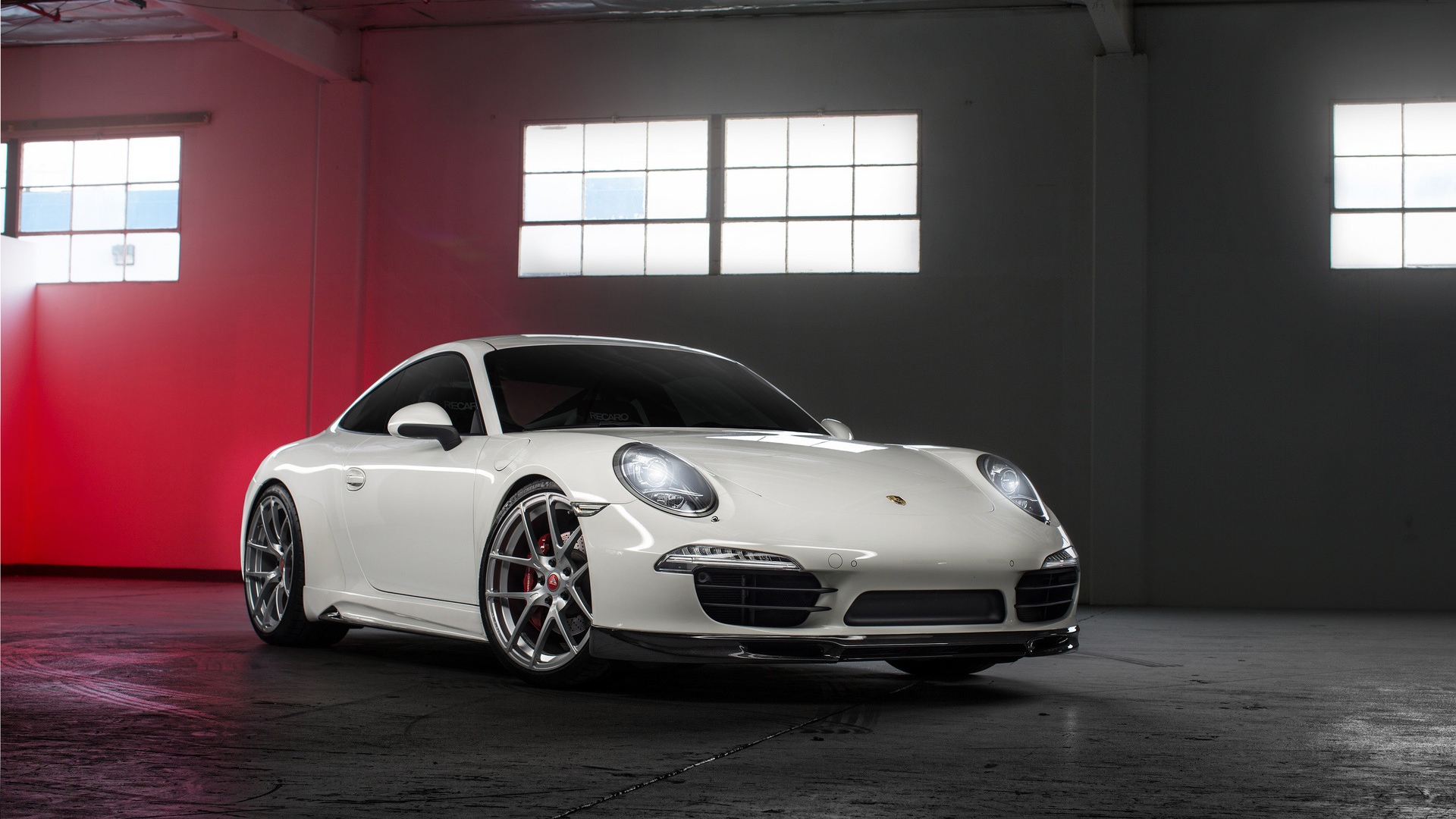 Красивый Porsche 911