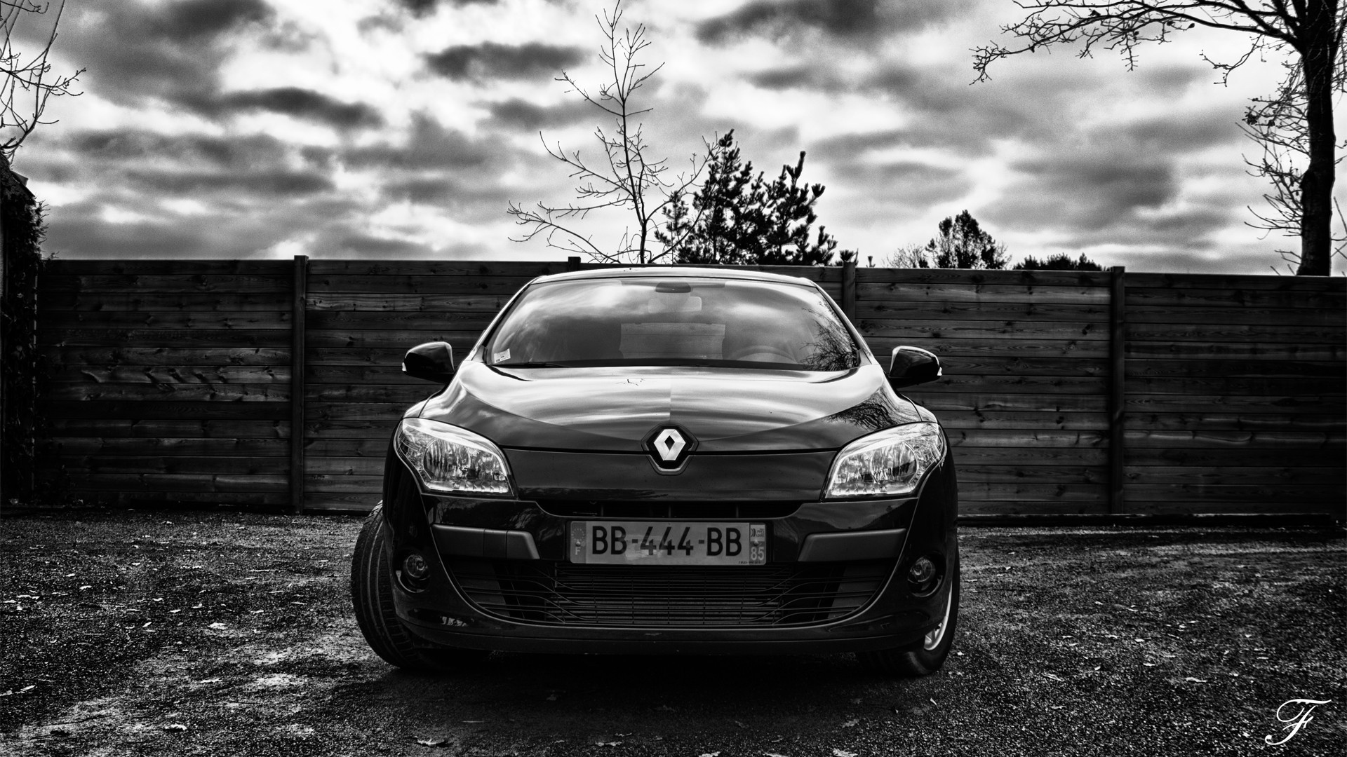 Новый автомобиль Renault Fluence