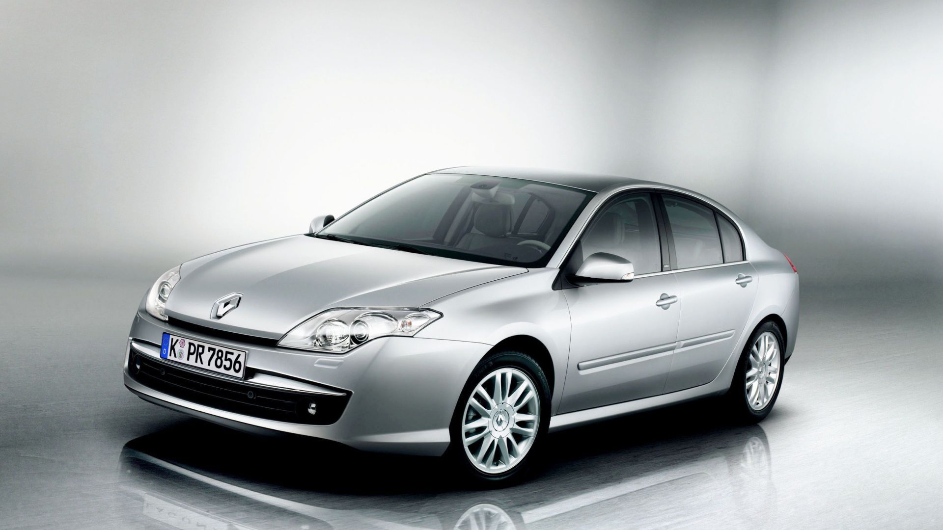 Фото автомобиля Renault Laguna