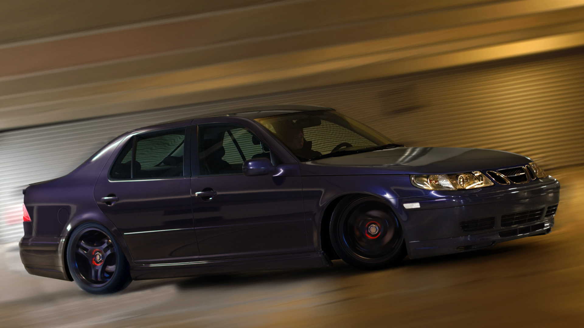 Автомобиль марки Saab модели 9-5